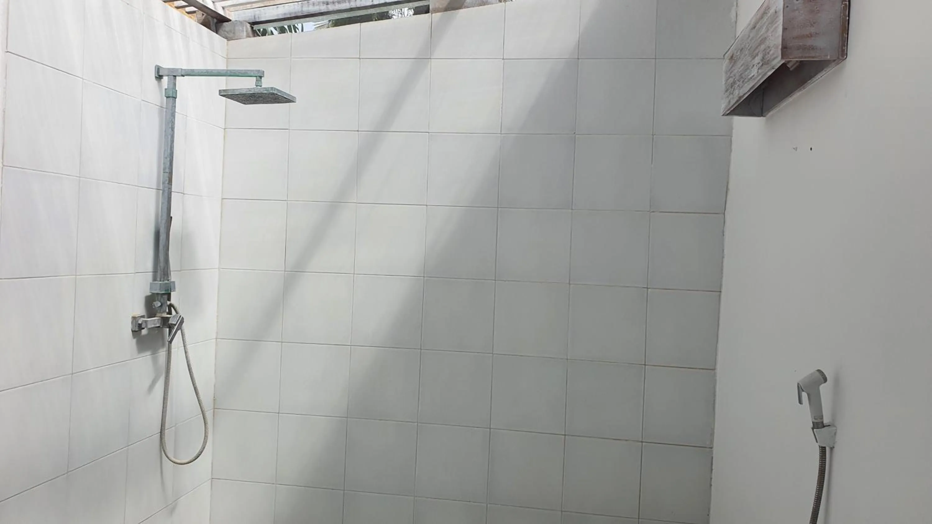 Bathroom in Myamo Beach Lodge