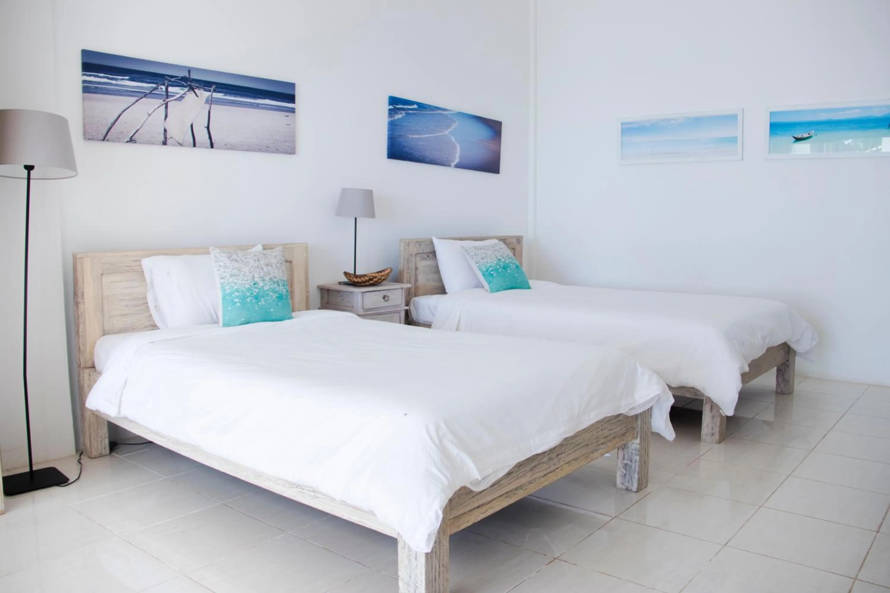 Bed in Myamo Beach Lodge