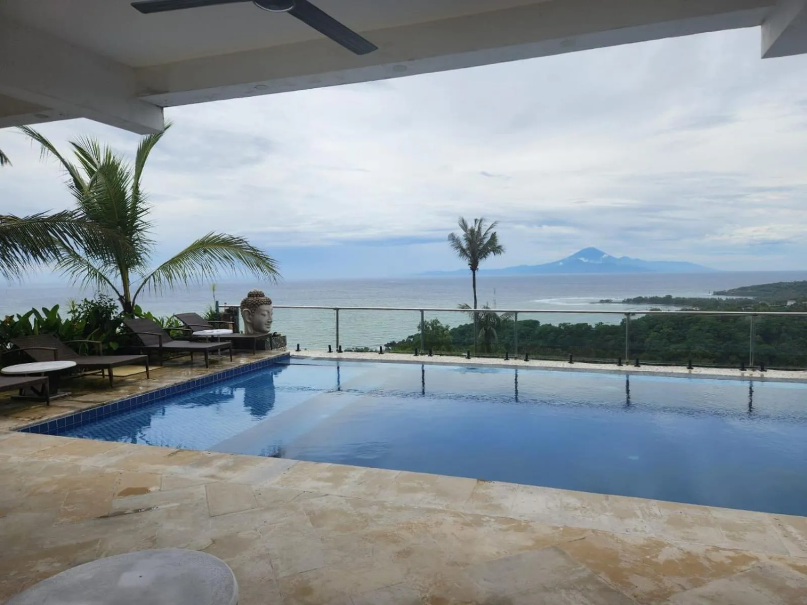 Villa Umbrella Lombok