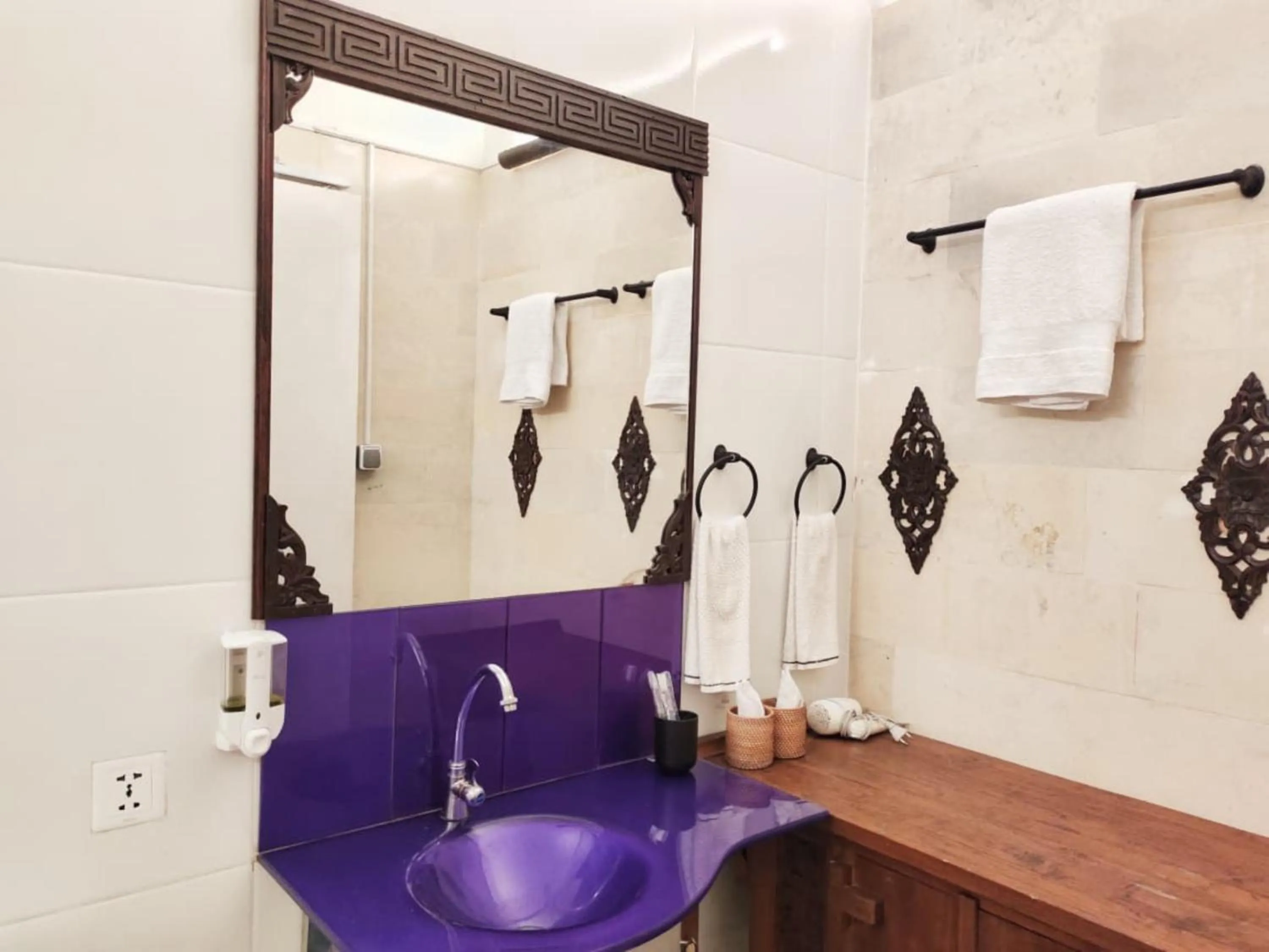 Bathroom in Villa Umbrella Lombok