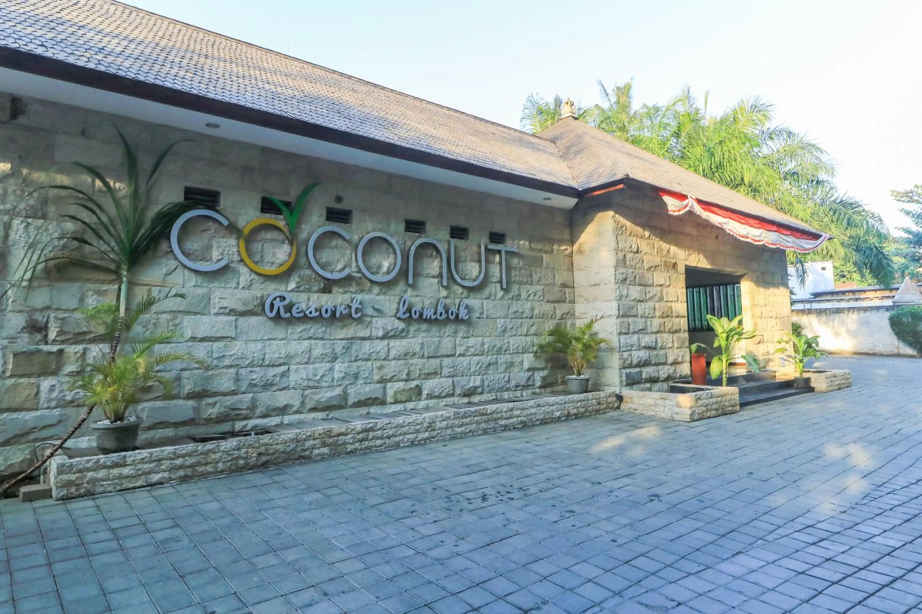 Facade/entrance in Coconut Boutique Resort