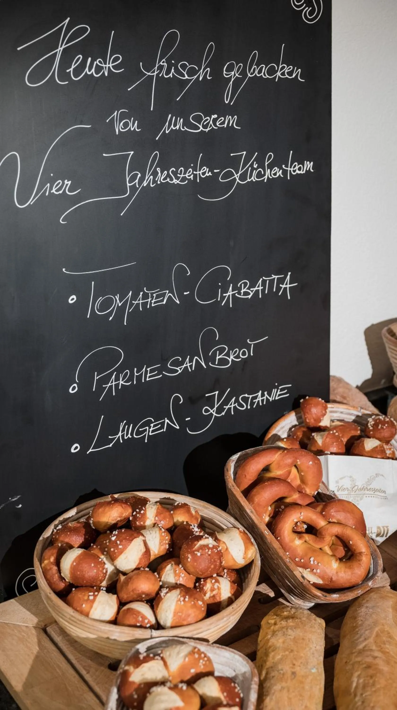 Restaurant/places to eat in Vier Jahreszeiten Wellnessresort Achensee