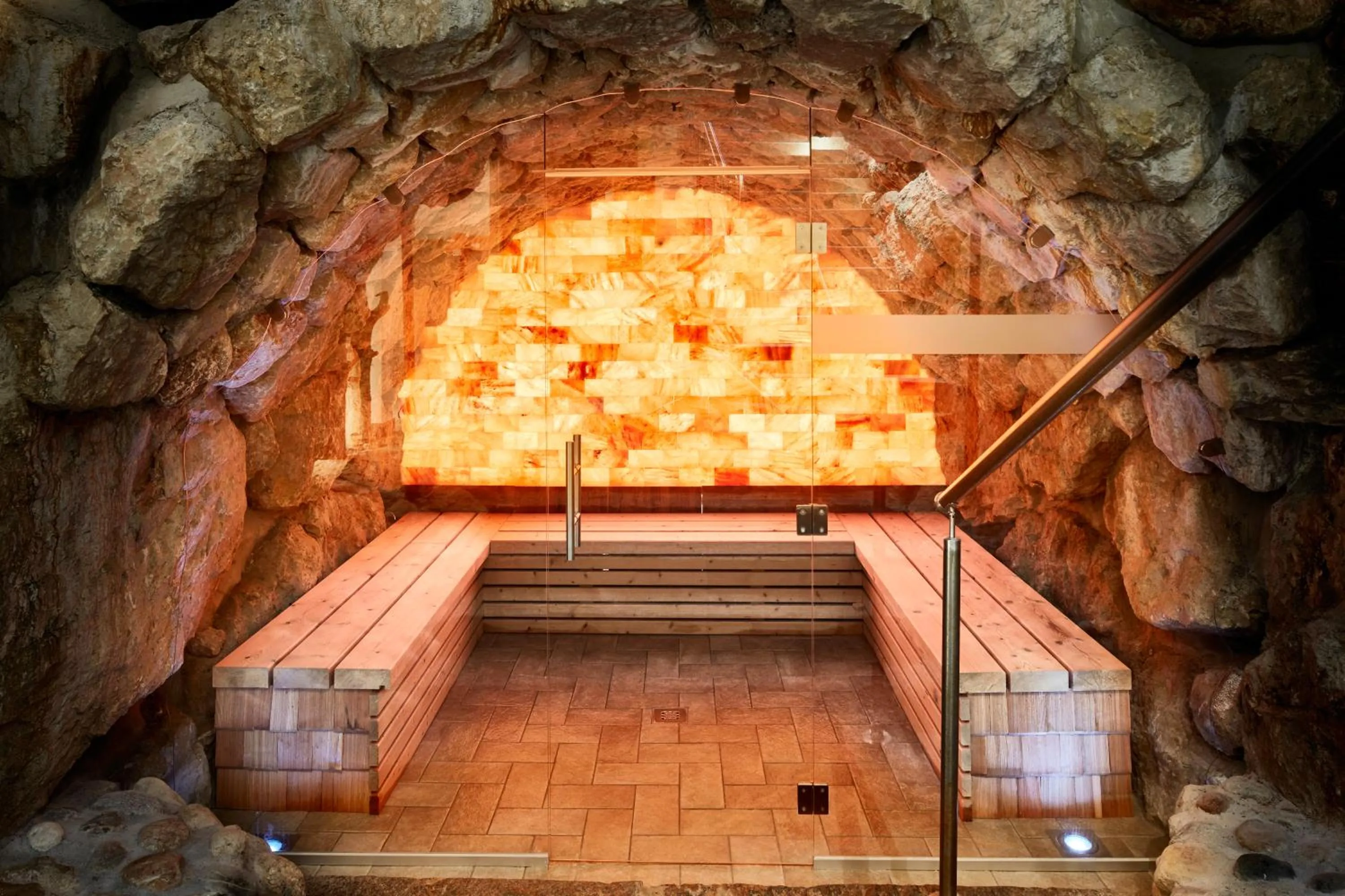 Spa and wellness centre/facilities in Vier Jahreszeiten Wellnessresort Achensee