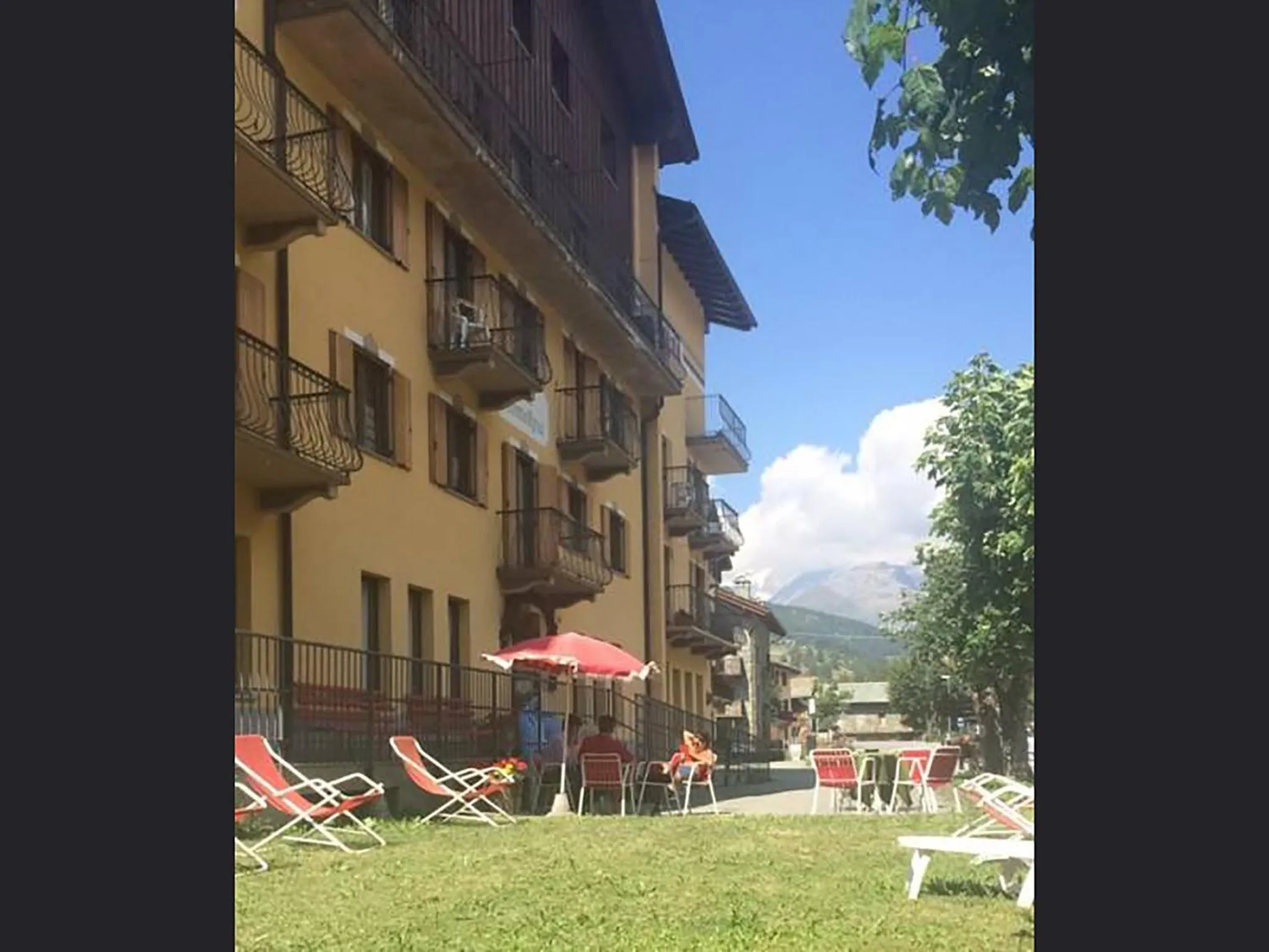 Facade/entrance in R.T.A. Hotel Monte Rosa