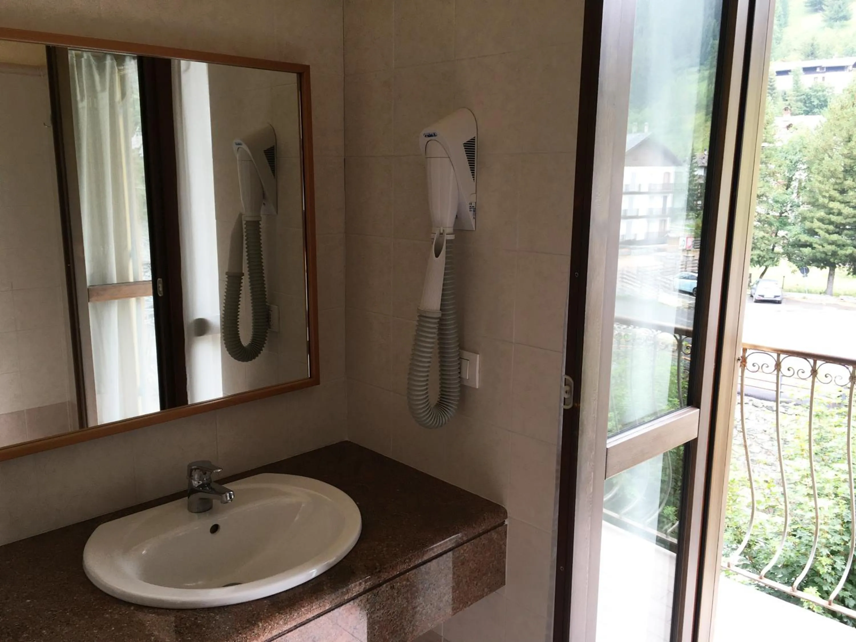 Bathroom in R.T.A. Hotel Monte Rosa