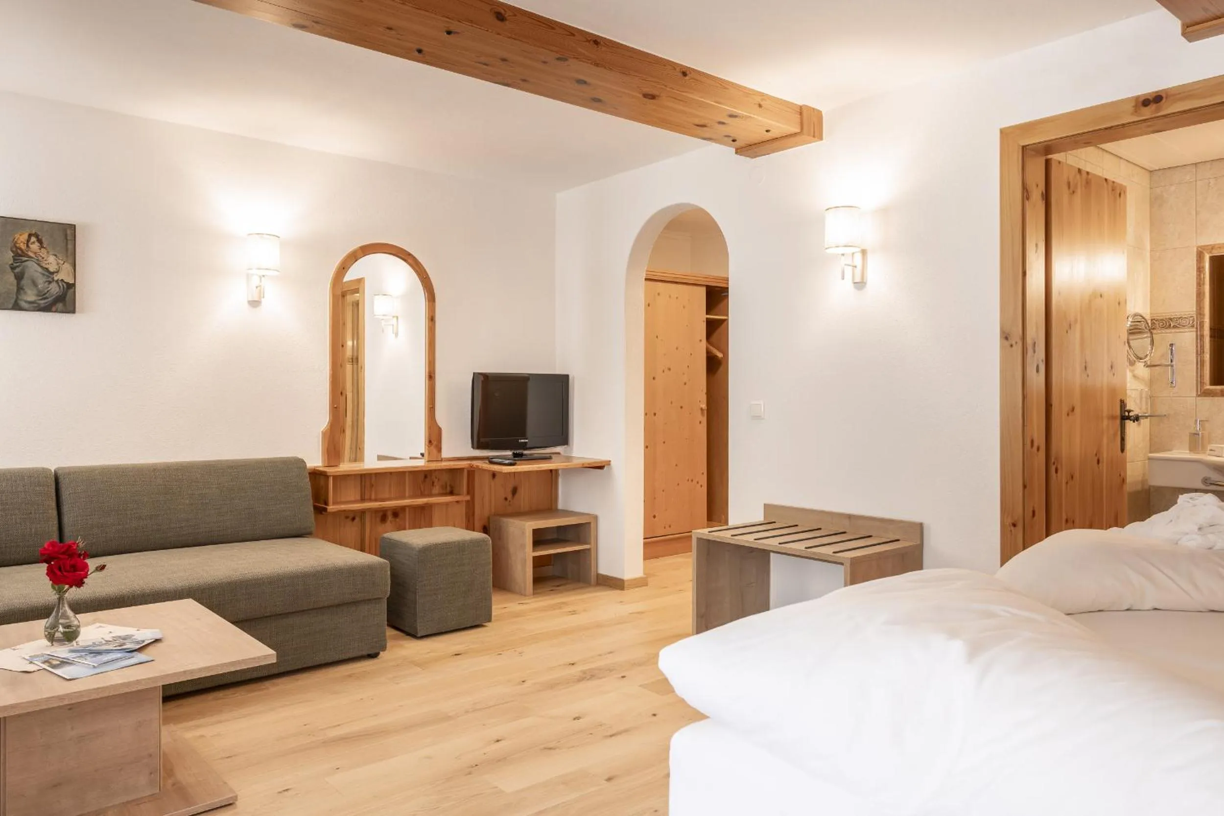 Photo of the whole room, Bed in Hotel Berghof