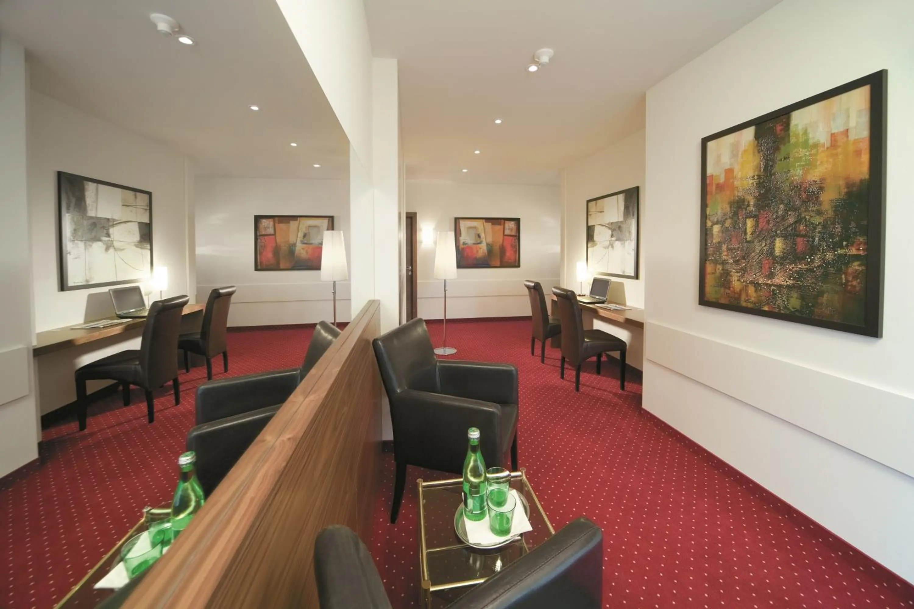 Communal lounge/ TV room in Hotel Römerstube