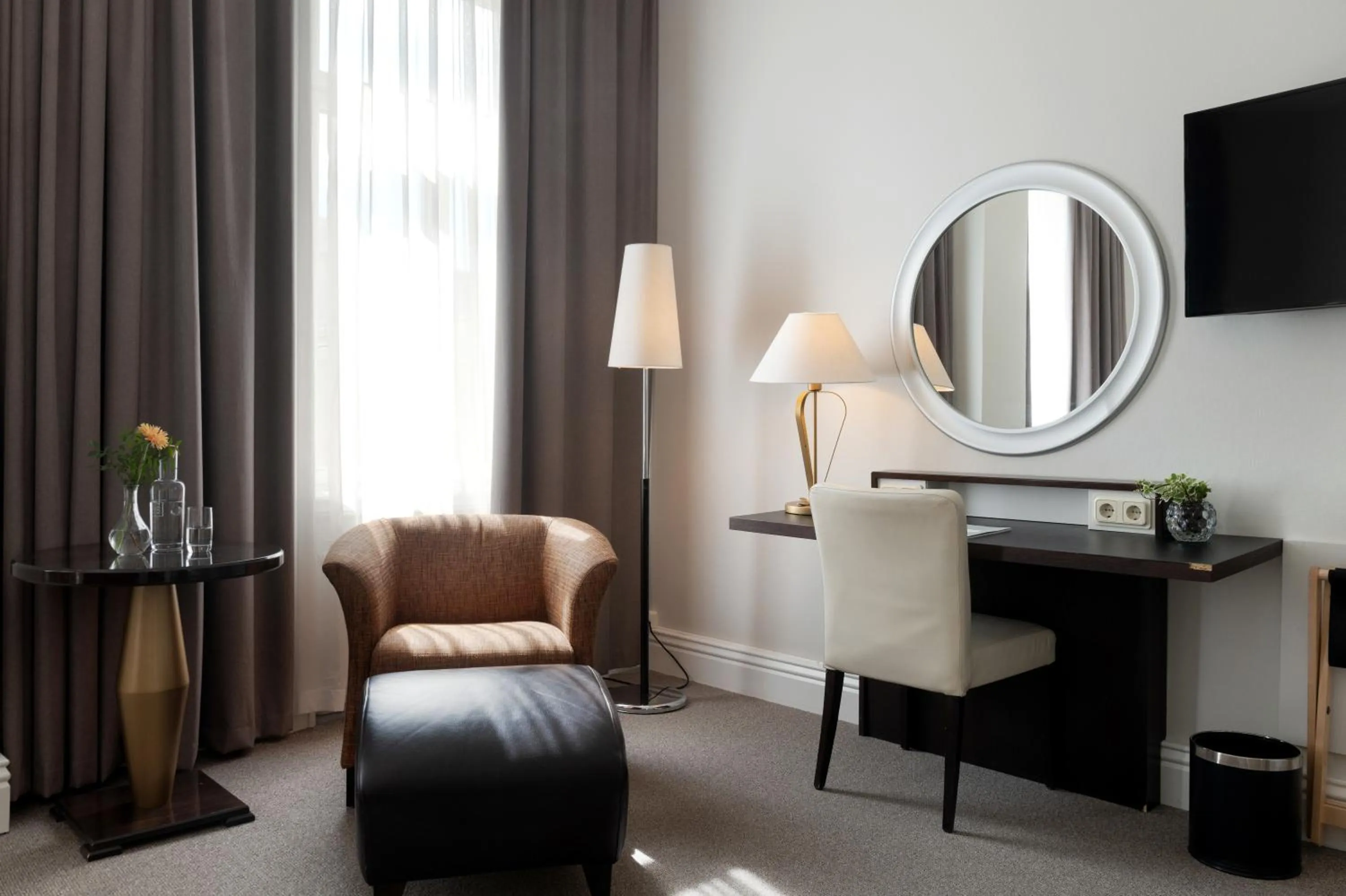 Photo of the whole room in Elite Hotel Knaust