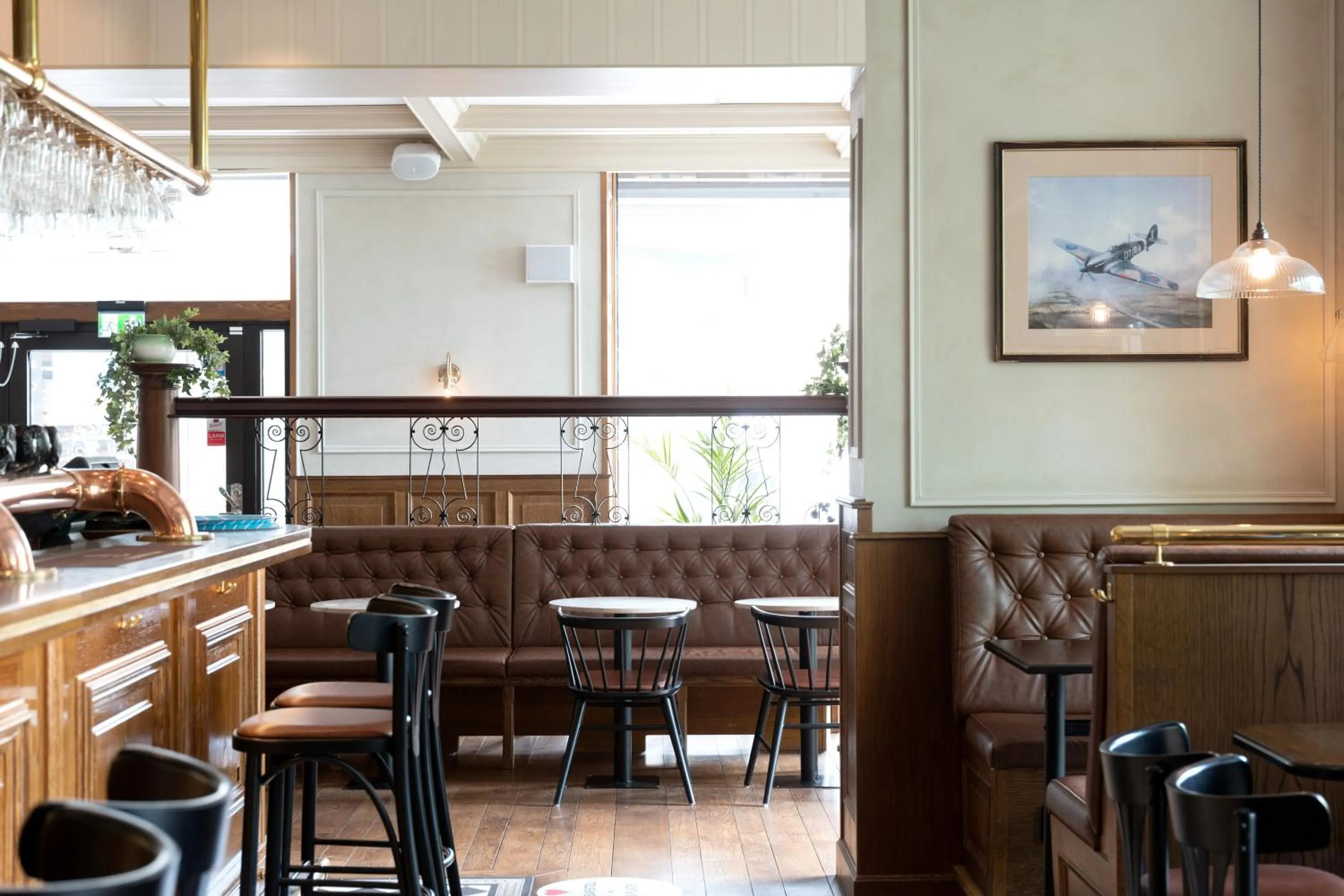 Restaurant/places to eat in Elite Hotel Knaust