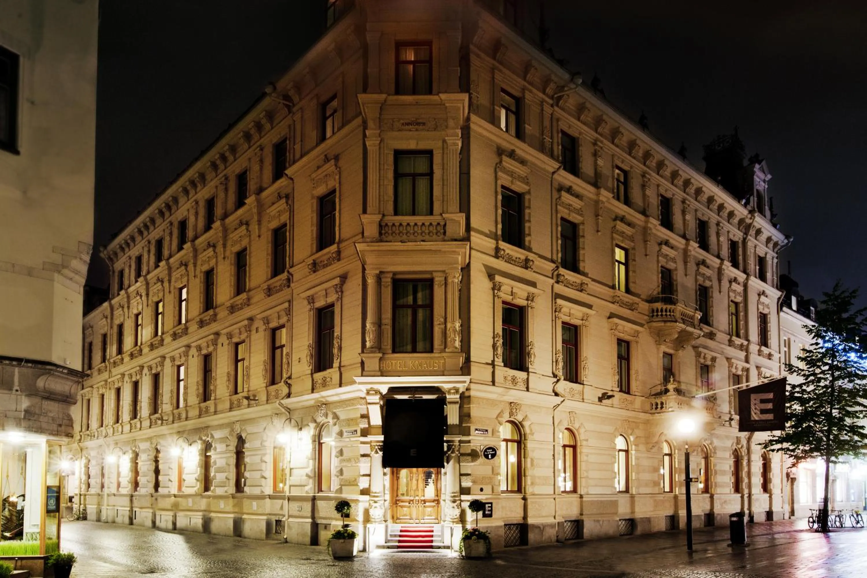 Property building in Elite Hotel Knaust