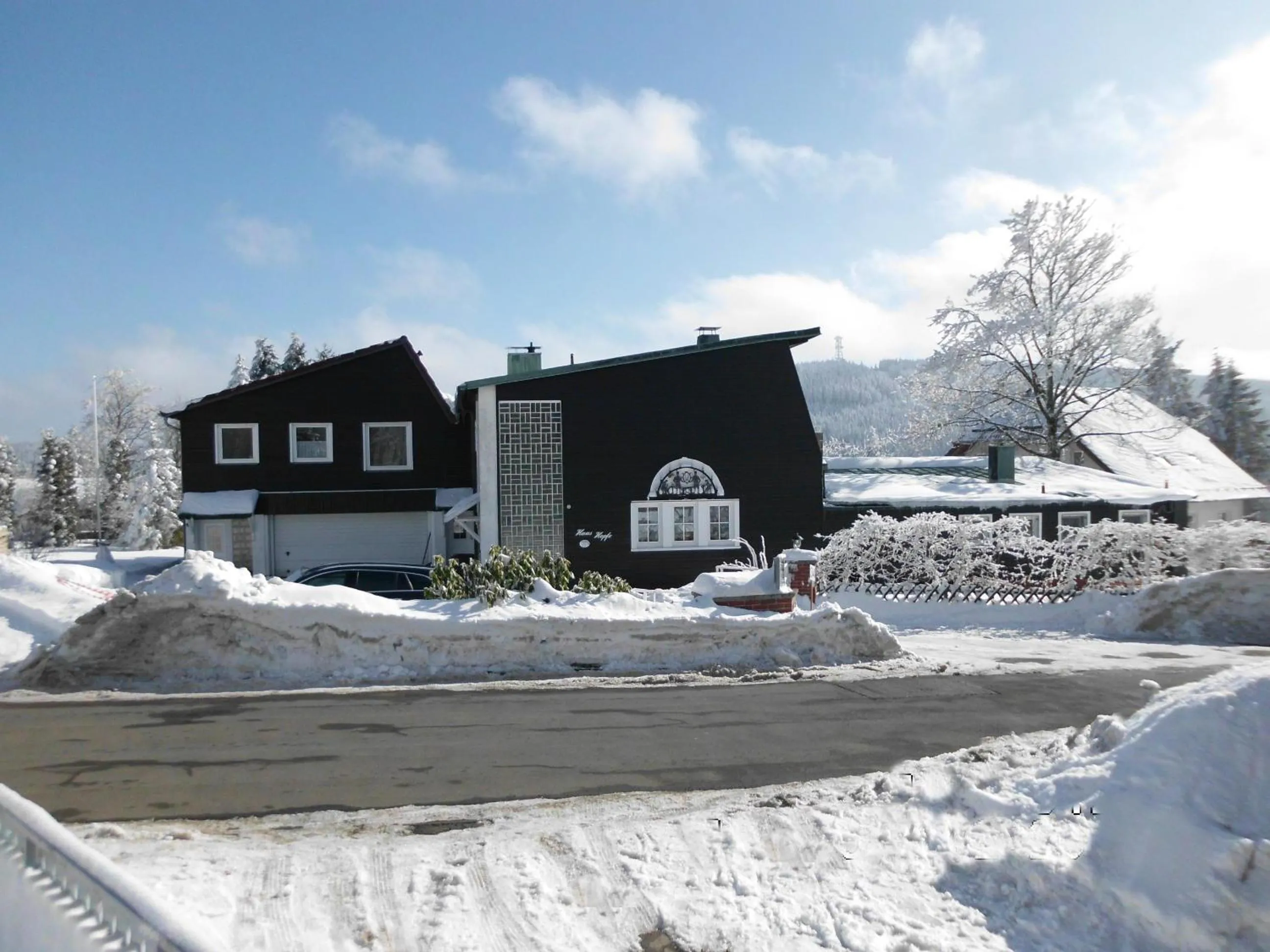 Property building in Premium-Ferienwohnungen Bergblick im Haus Hopfe