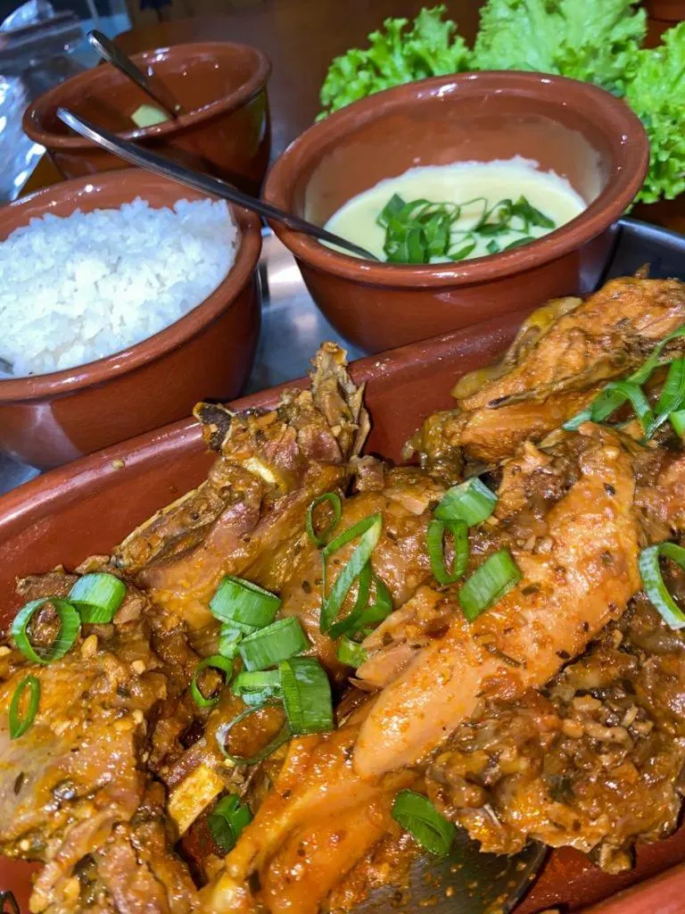 Restaurant/places to eat in MD Luar da Montanha