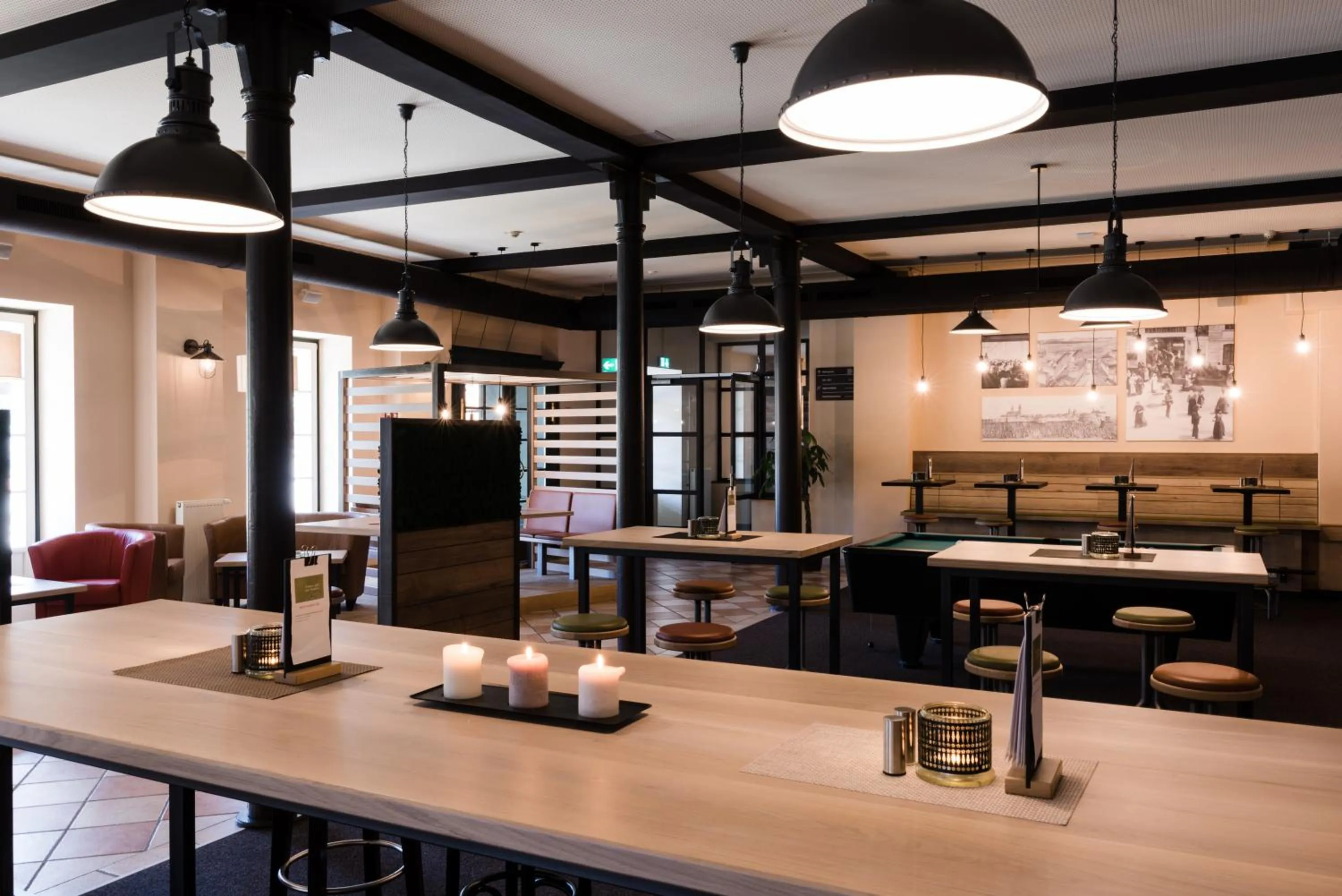 Lounge or bar in JUFA Hotel Fürstenfeld