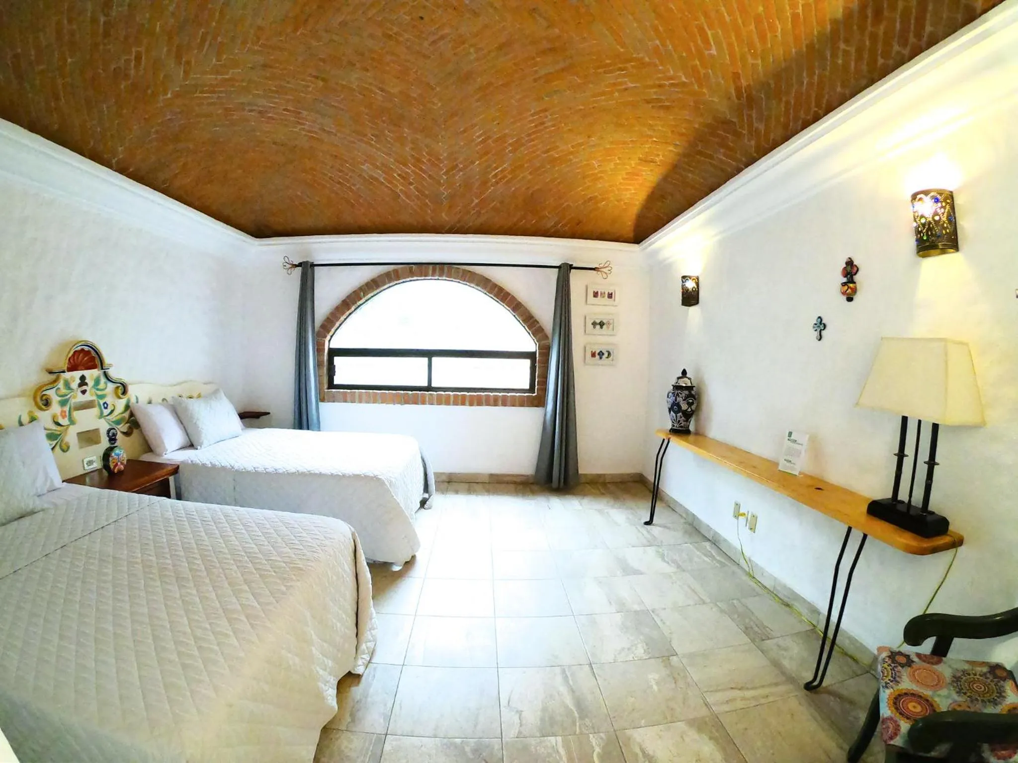 Photo of the whole room, Bed in Hacienda San Patricio