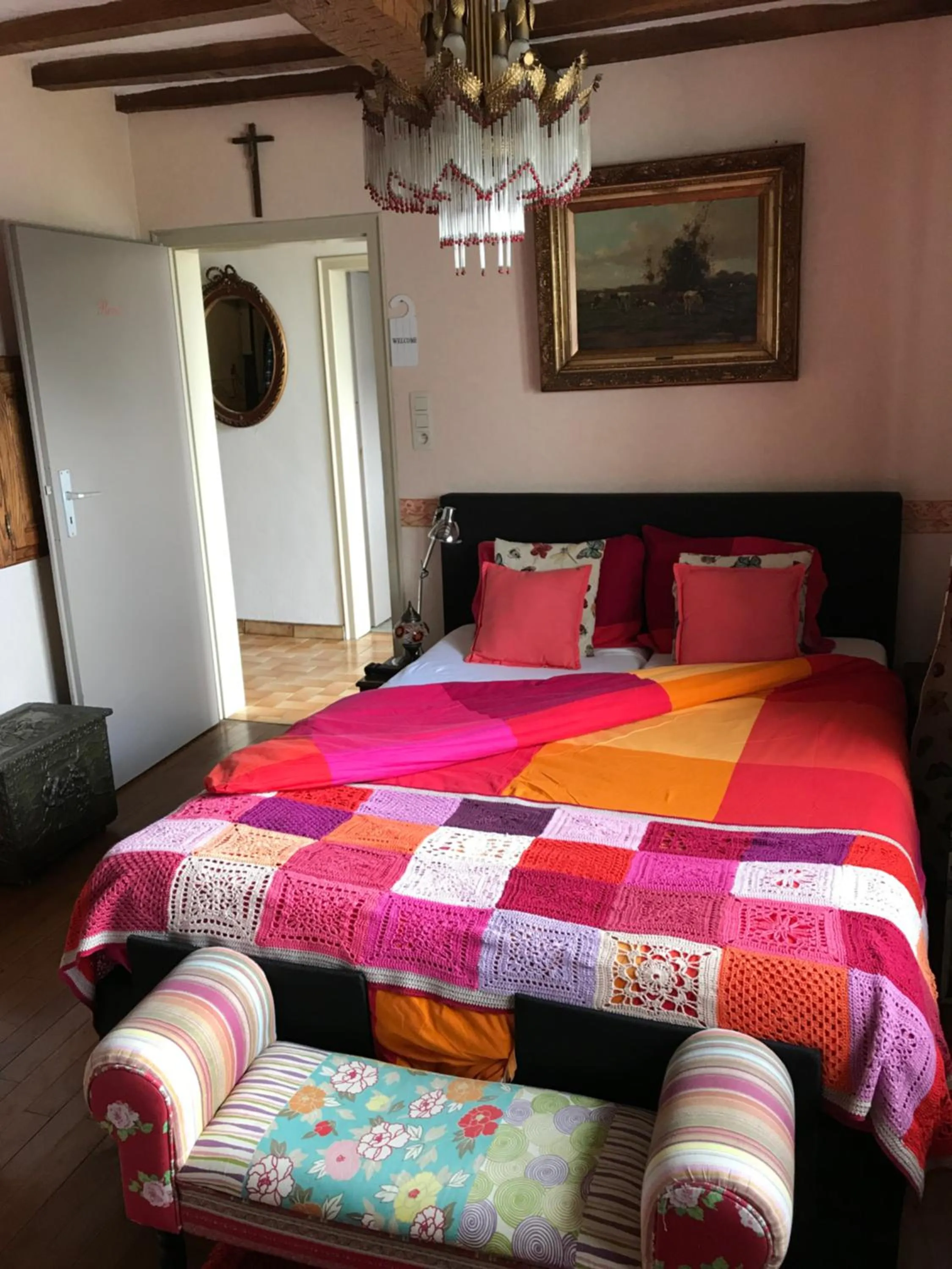 Decorative detail, Bed in B&B De Eifelhoeve