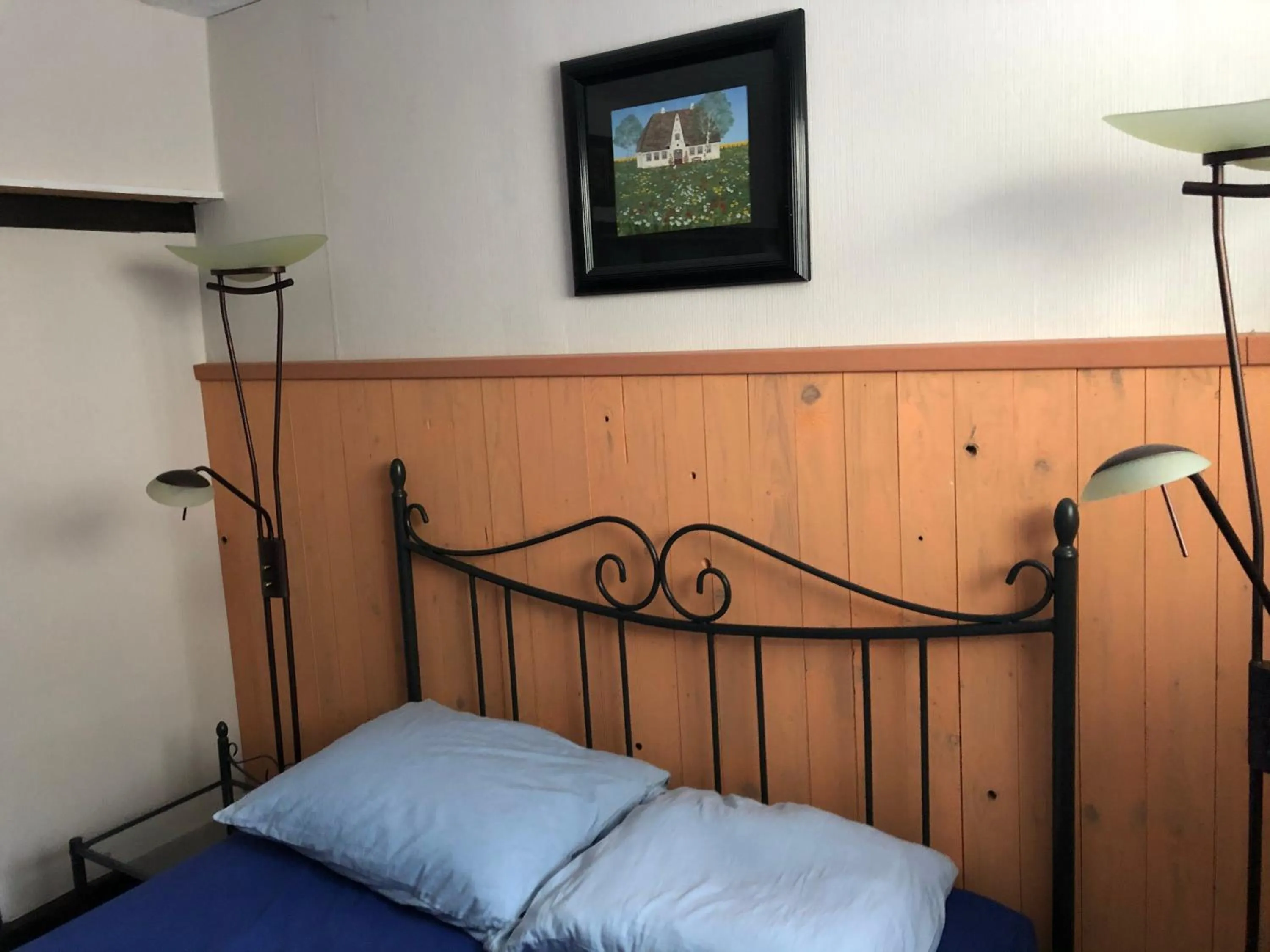 Bedroom, Bed in B&B De Eifelhoeve