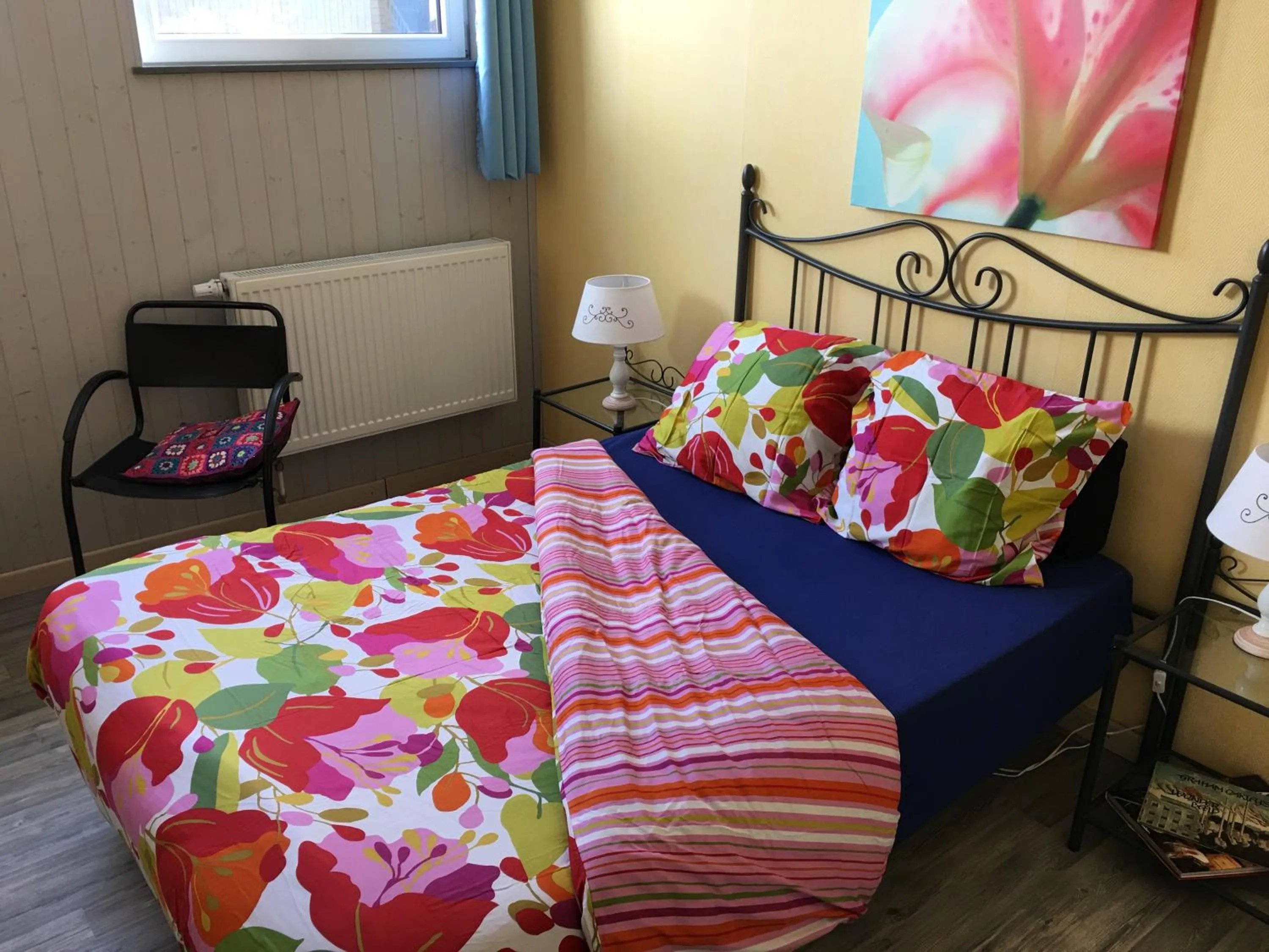 Photo of the whole room, Bed in B&B De Eifelhoeve