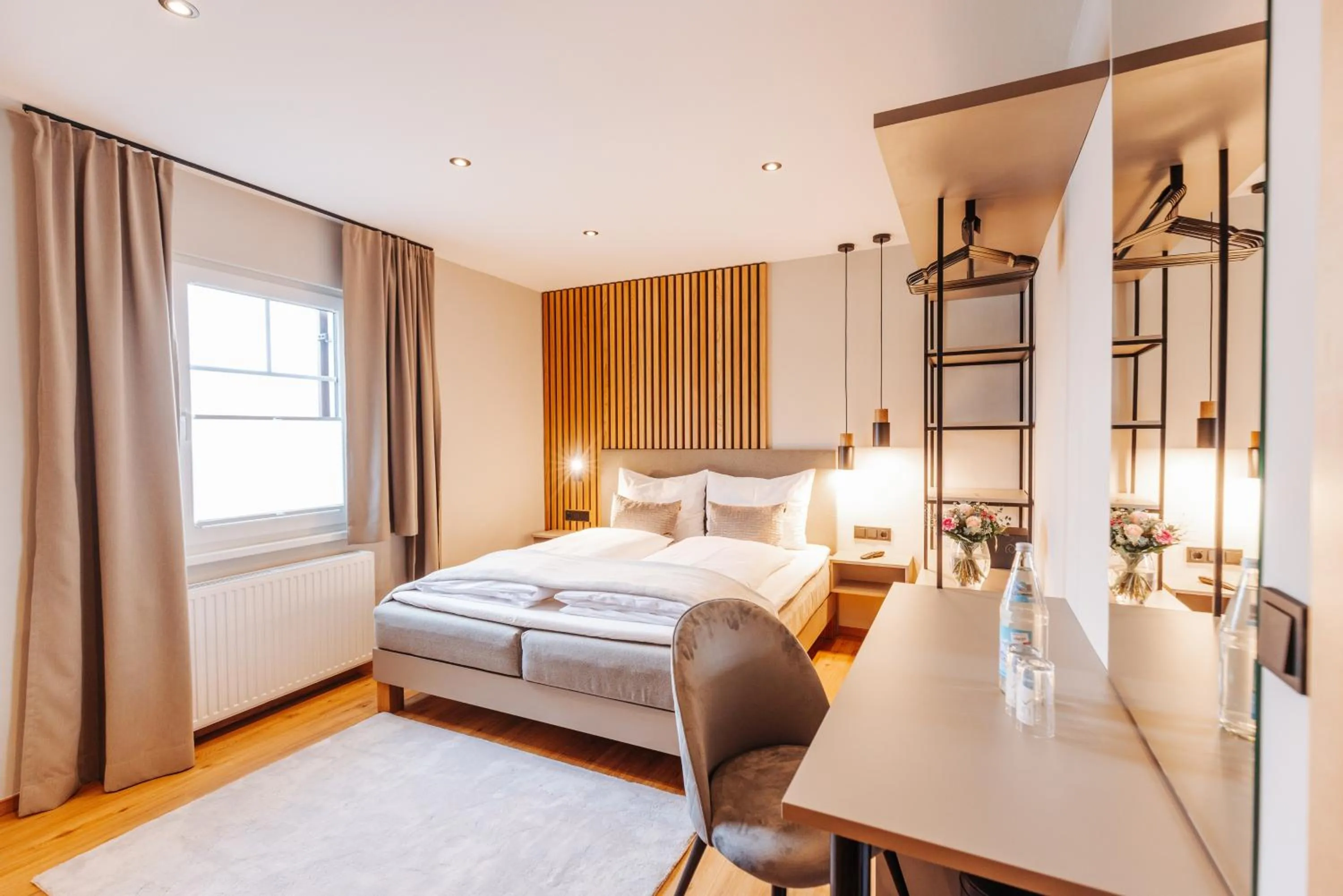 Photo of the whole room, Bed in Pension Linder