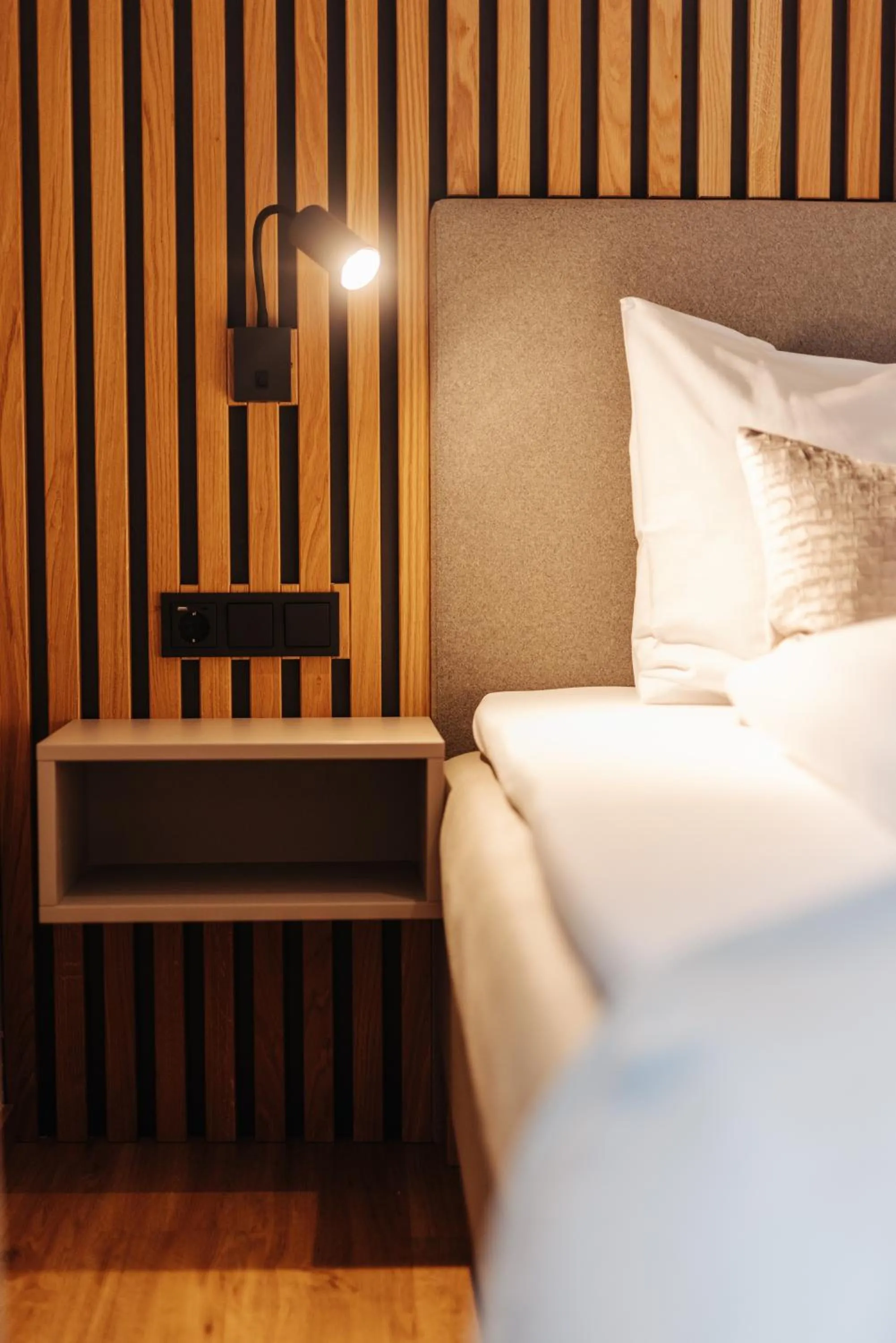 Decorative detail, Bed in Pension Linder