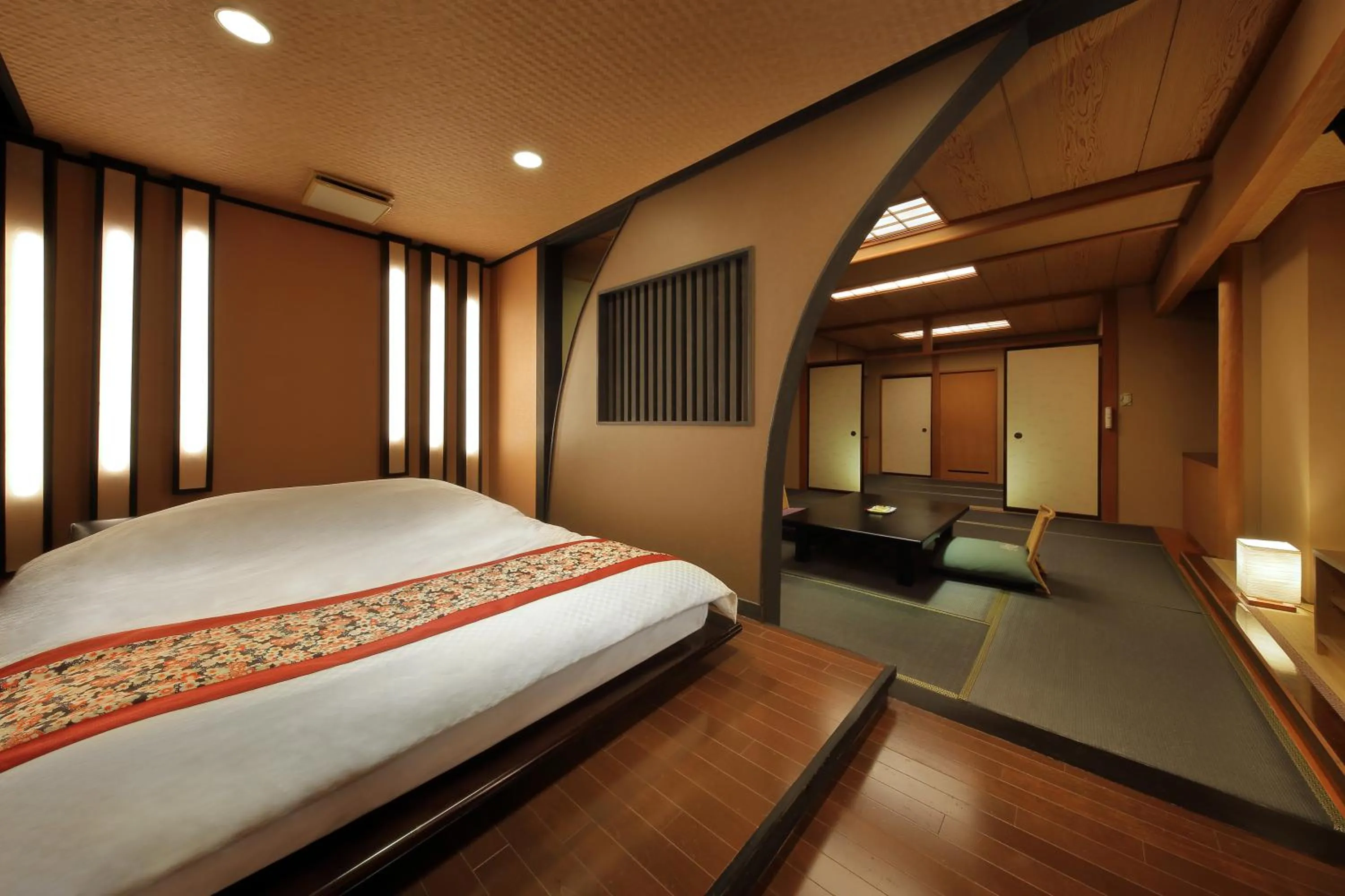 Photo of the whole room, Bed in Tsuganoki