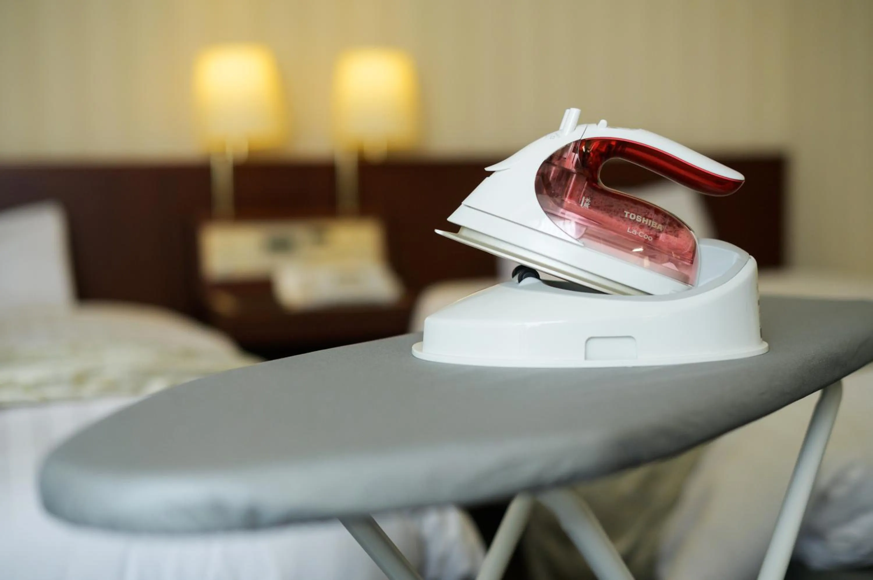 flat iron, Bed in Hotel Aomori