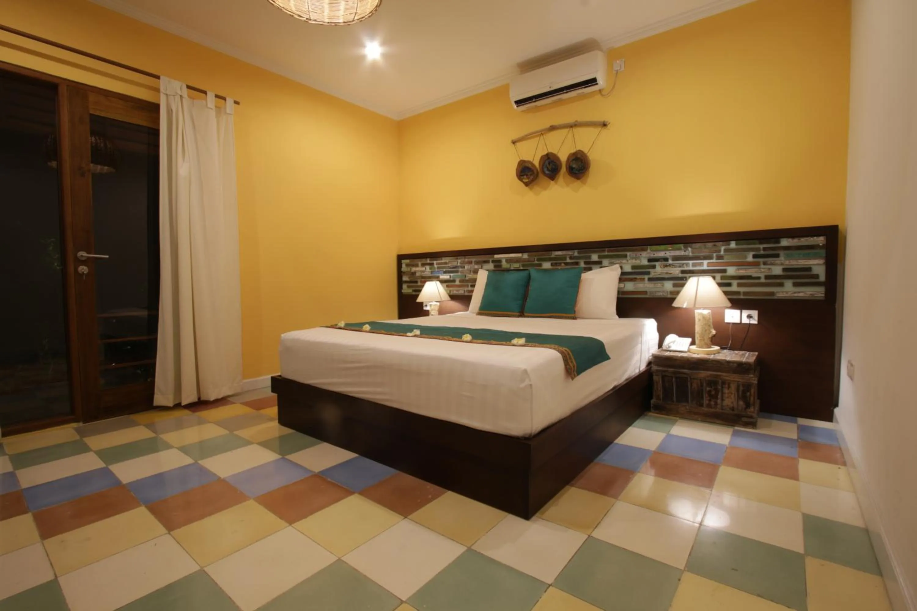 Bedroom, Bed in Green Bird Villa