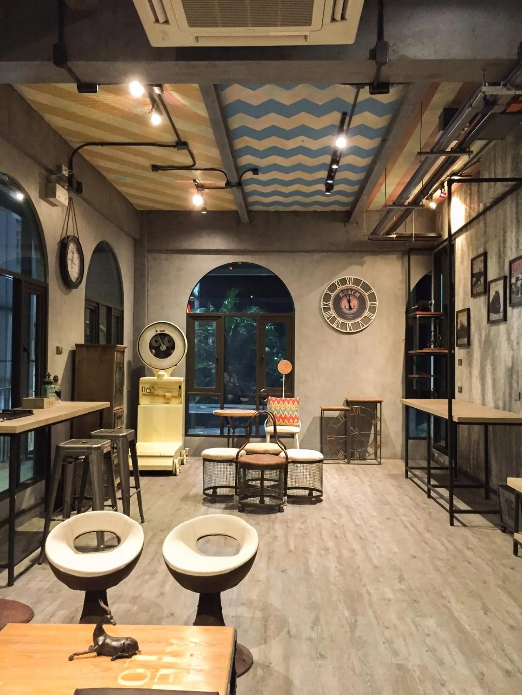 Lounge or bar in Nonze Hostel