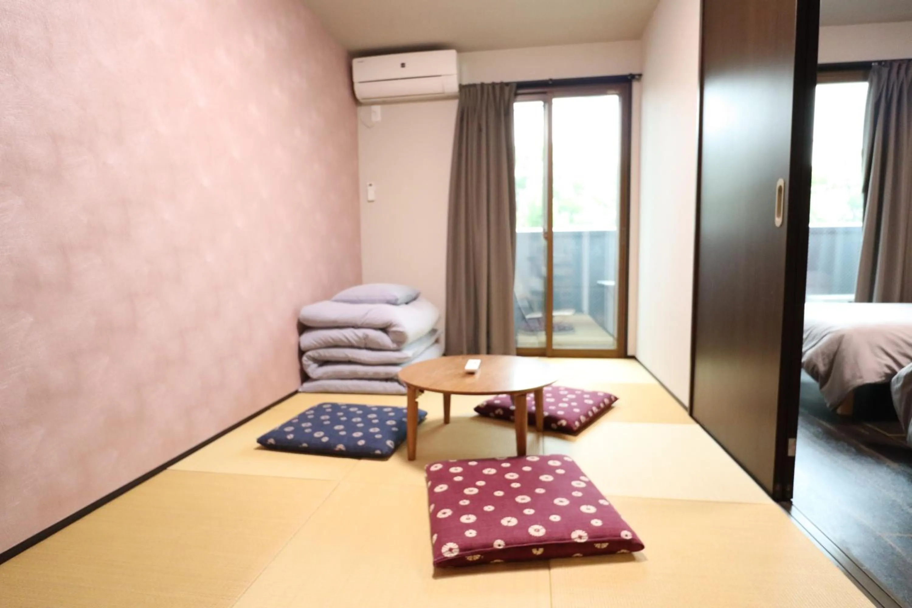 Bedroom, Bed in Kyostay Iroha Toji Annex