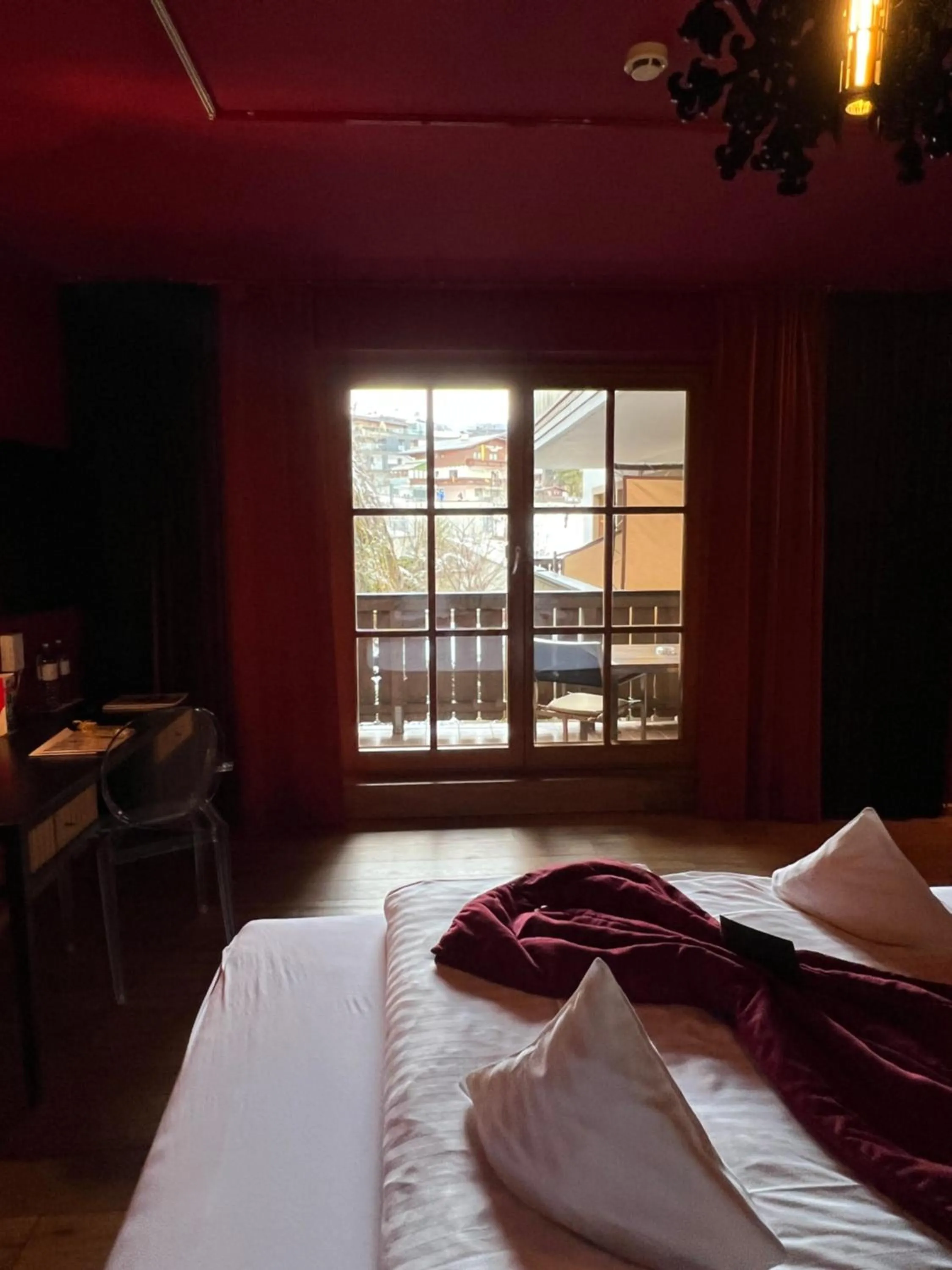 View (from property/room), Bed in Hotel Alpine Palace