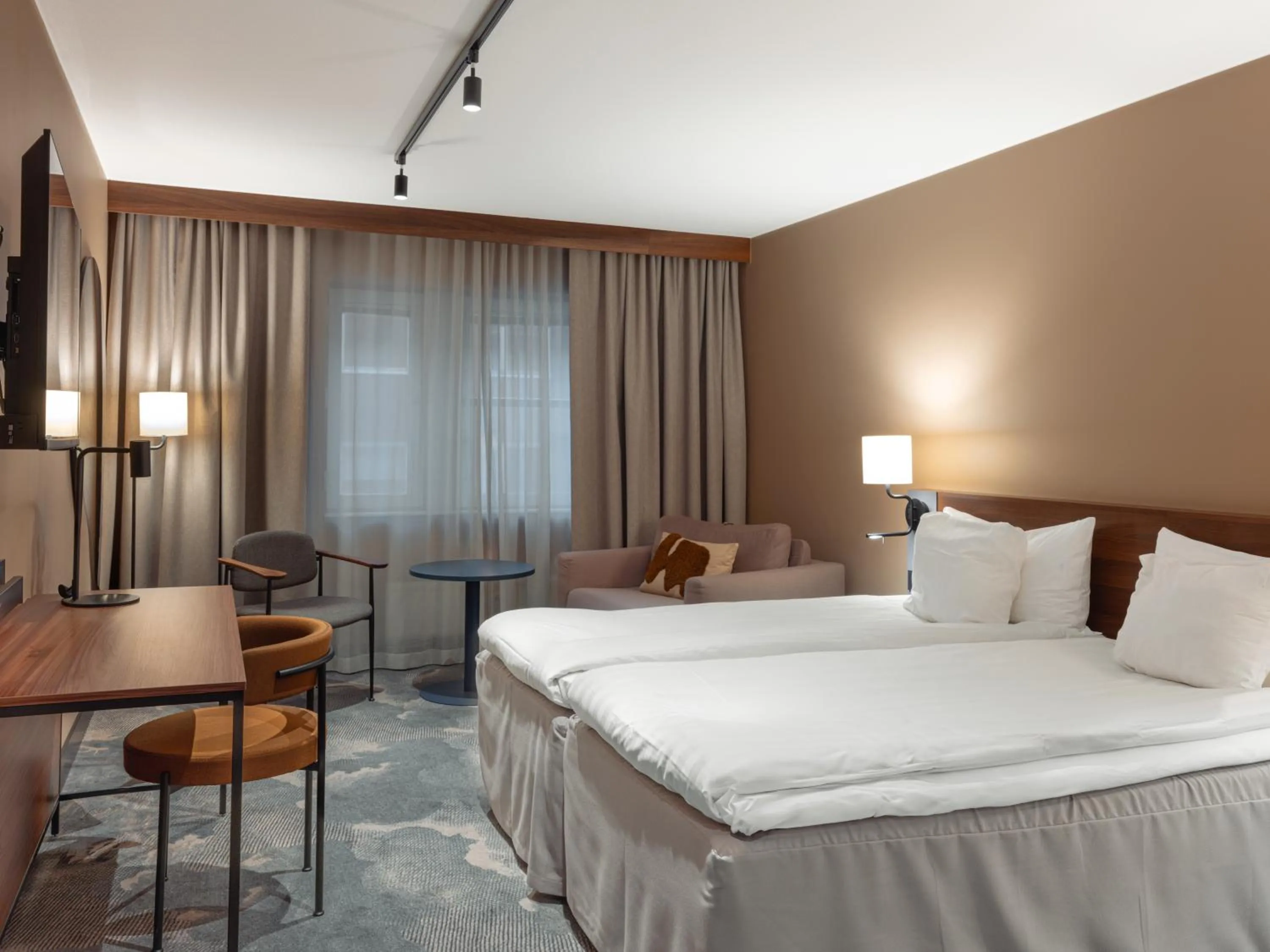 Property building, Bed in Clarion Hotel Winn