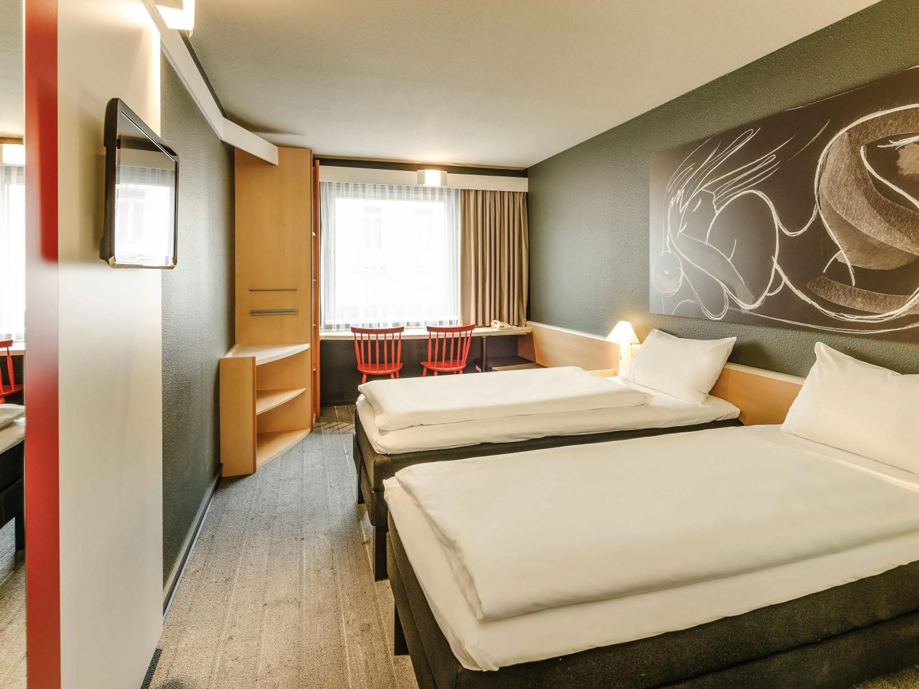 Bedroom, Bed in ibis Wien City