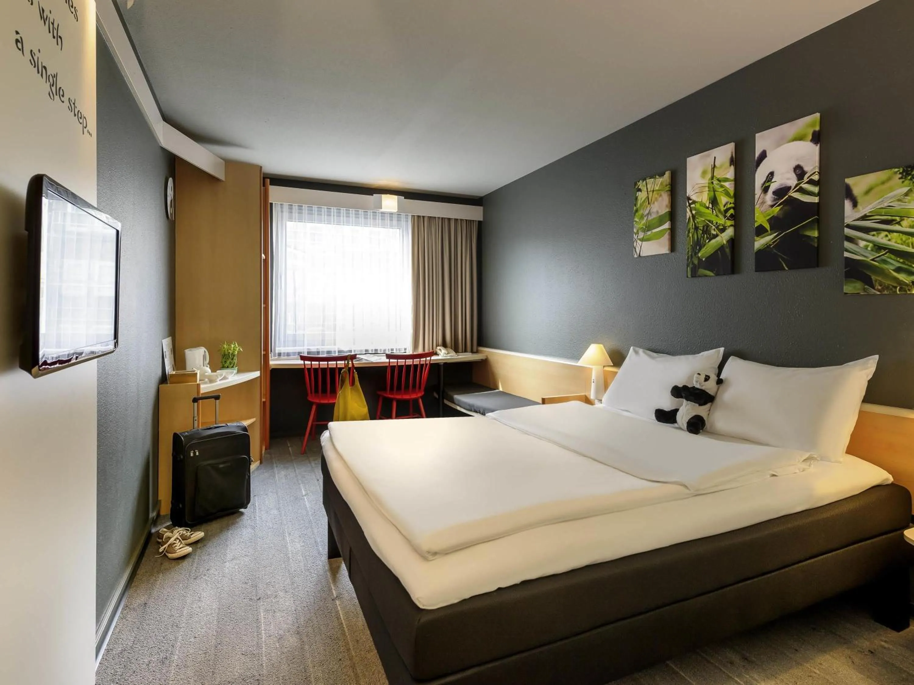 Bedroom, Bed in ibis Wien City