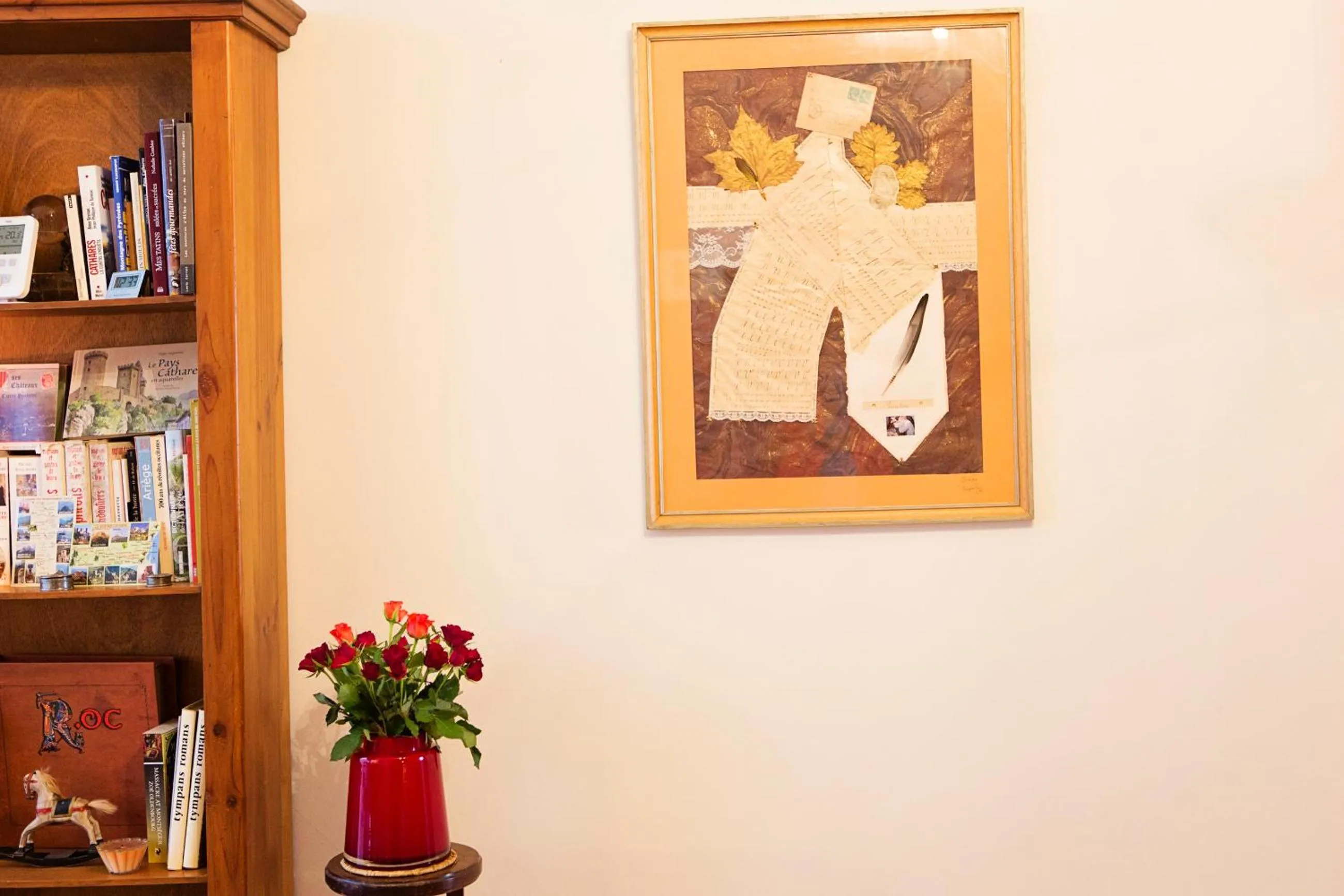 Decorative detail in l'Arche des Chapeliers