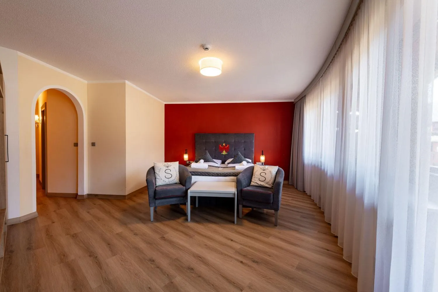 Photo of the whole room in Garni Das SONNALP