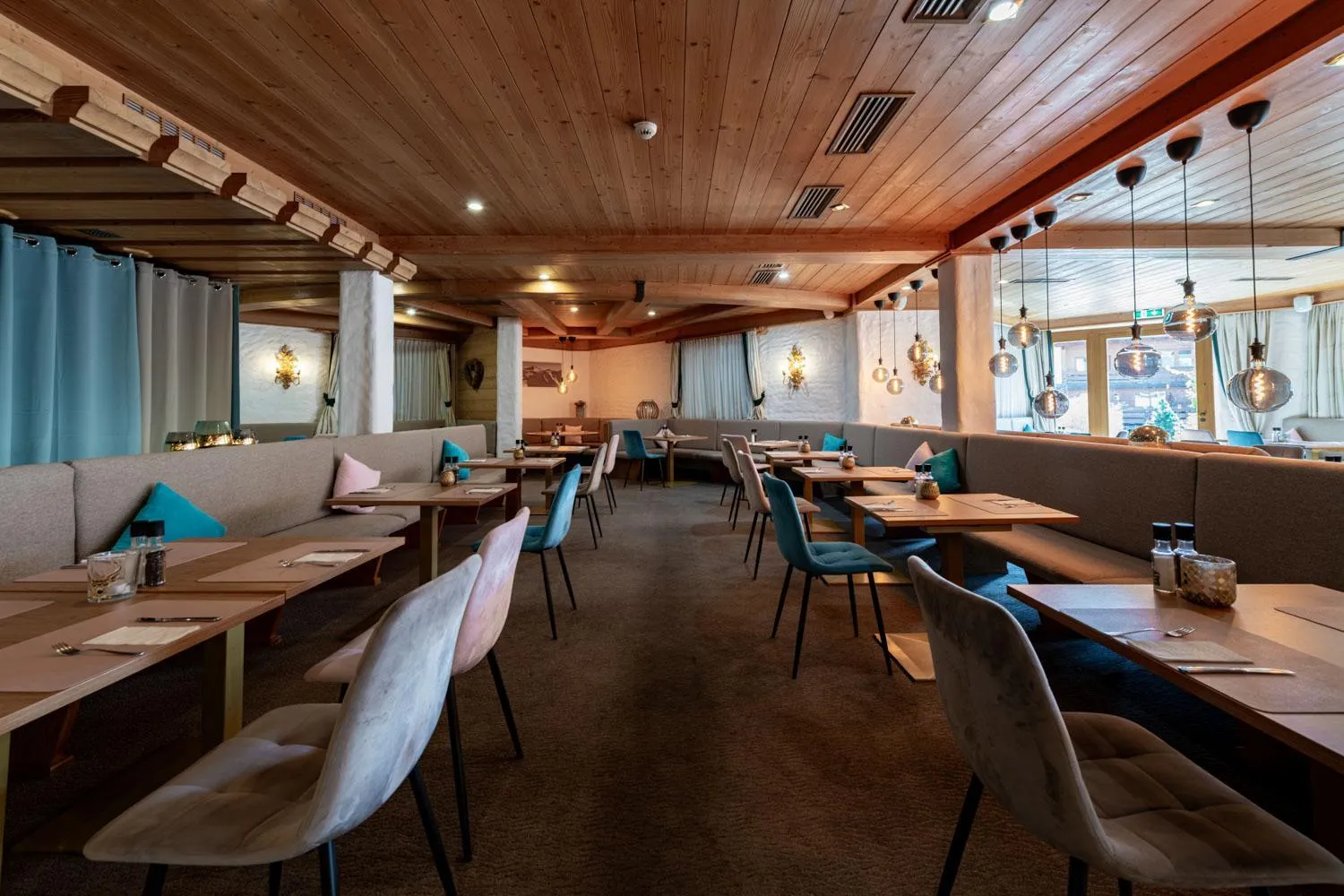 Restaurant/places to eat in Garni Das SONNALP