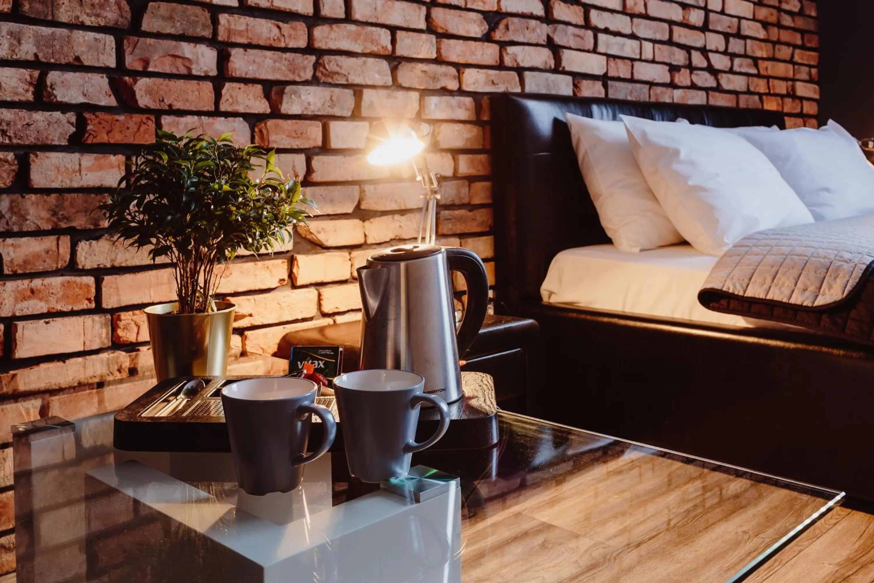 Coffee/tea facilities in Leo Apartments Main Square