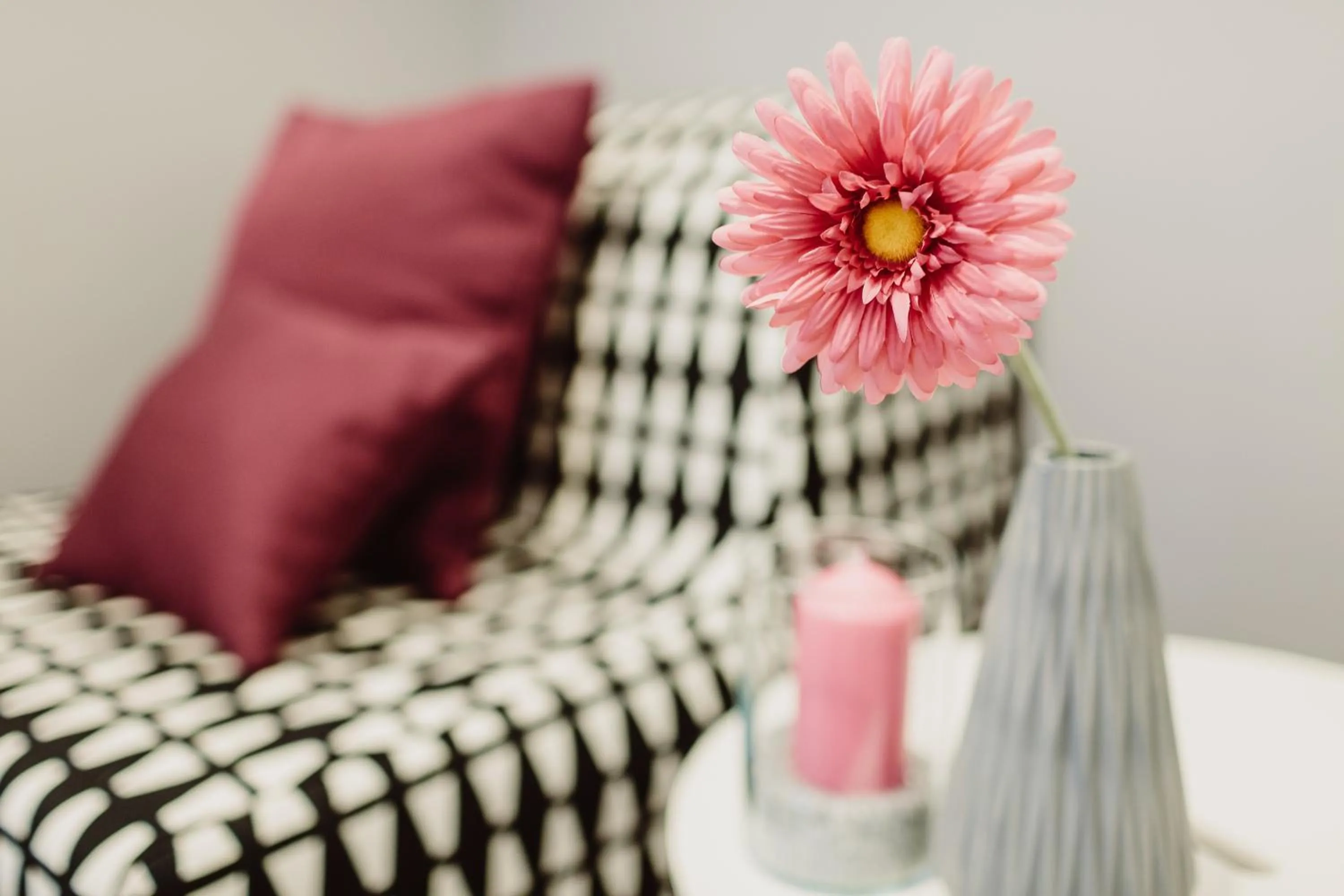 Decorative detail in Leo Apartments Main Square