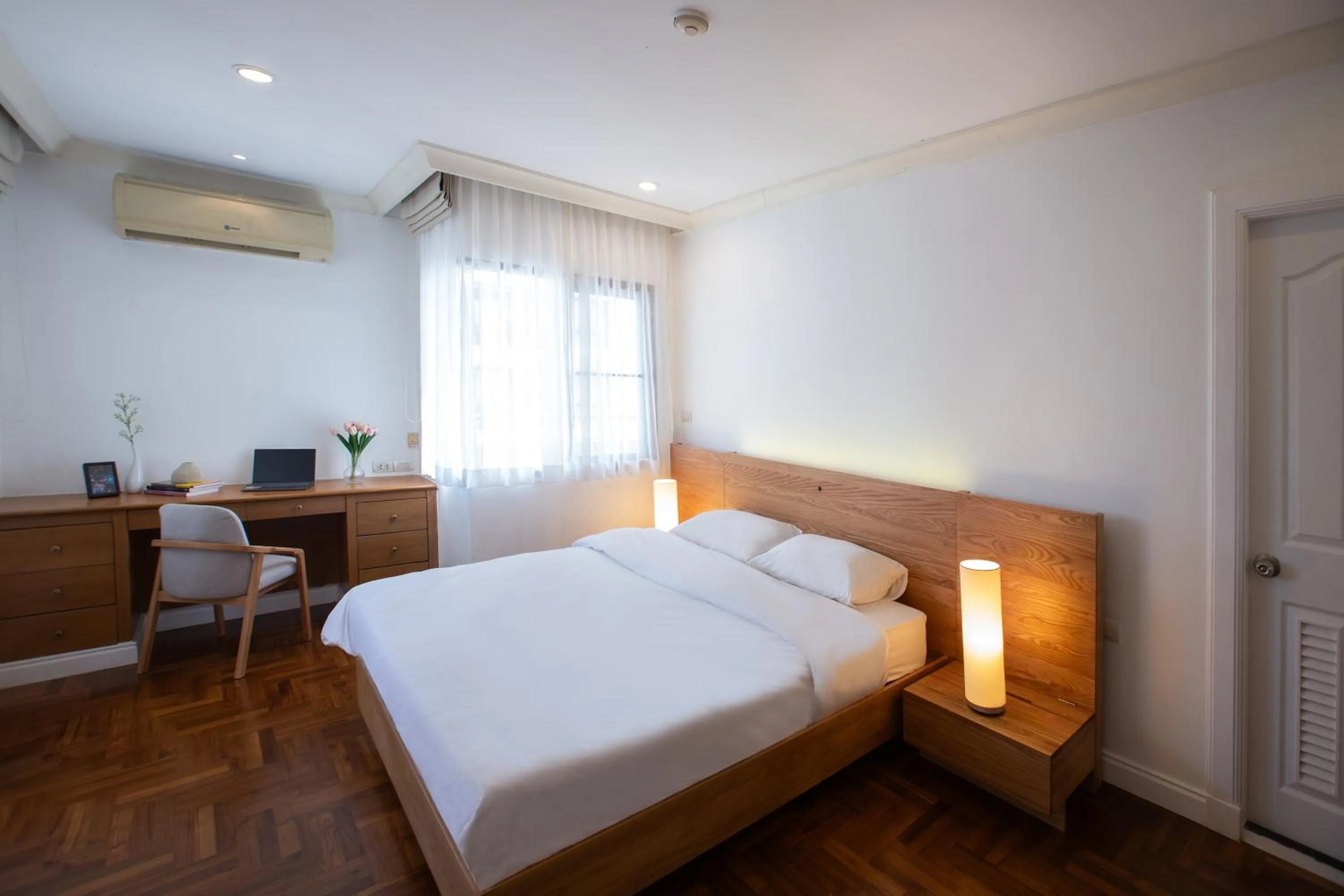 Bed in Baan Sawasdee Residence