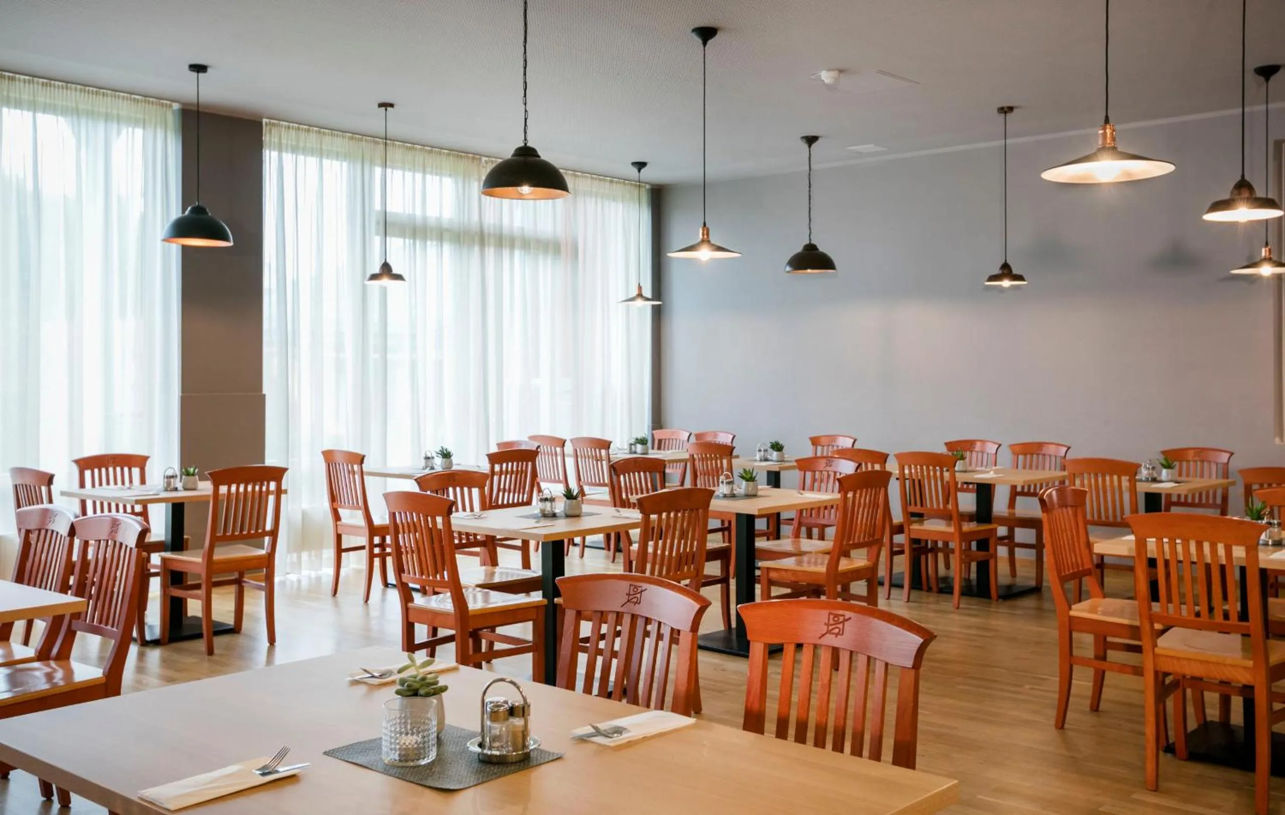 Restaurant/places to eat in JUFA Hotel Vulkanland