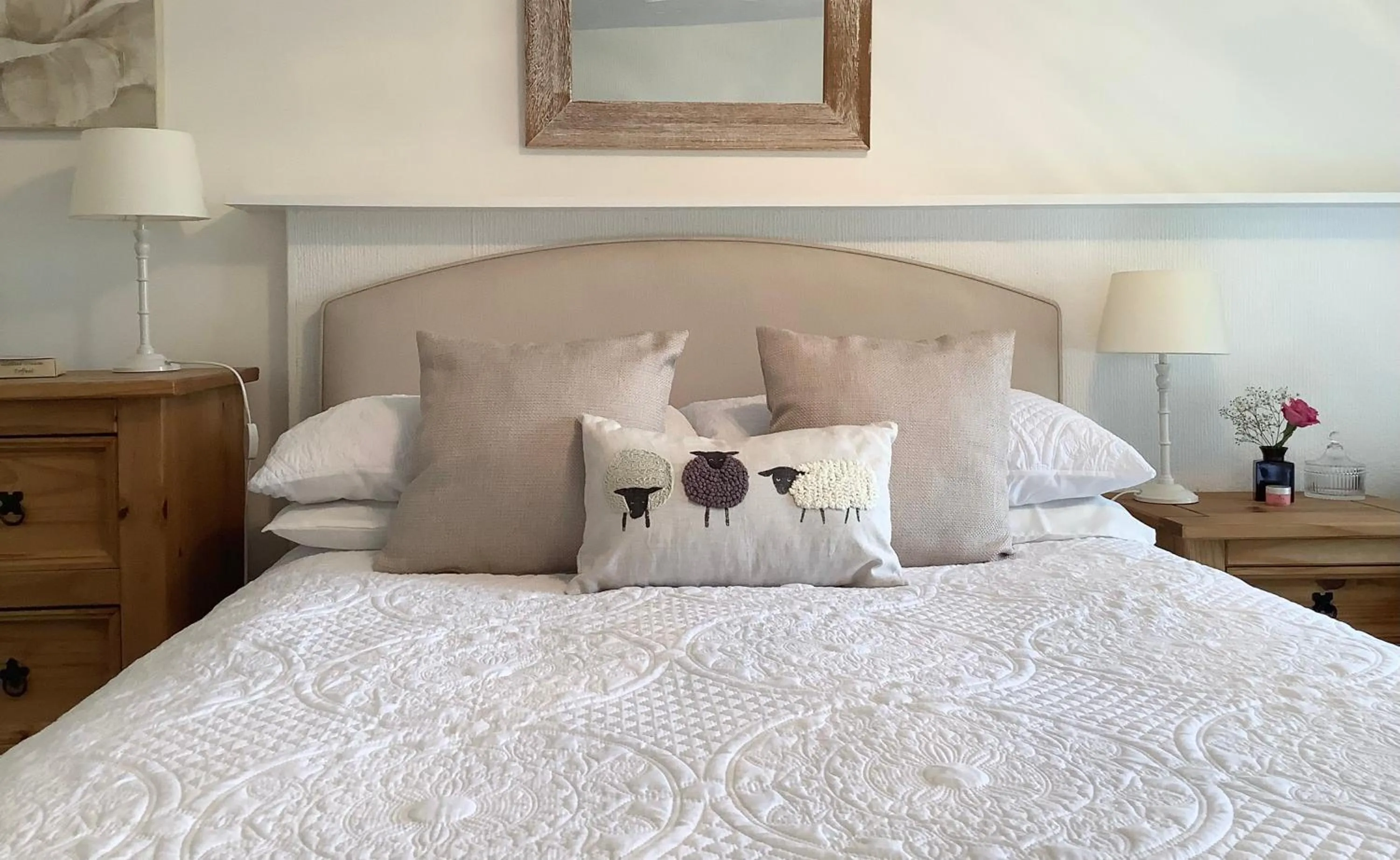 Bed in Humphries Cross Apartments