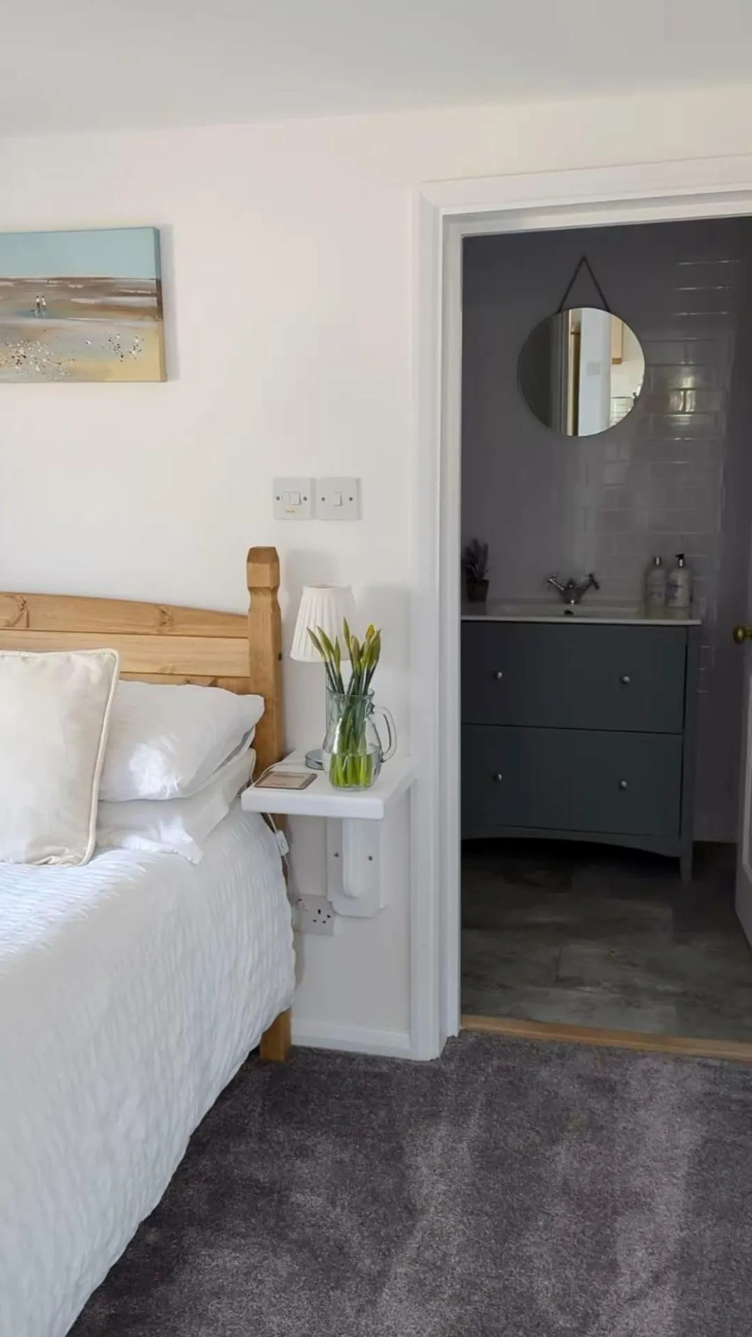 Bedroom, Bed in Humphries Cross Apartments