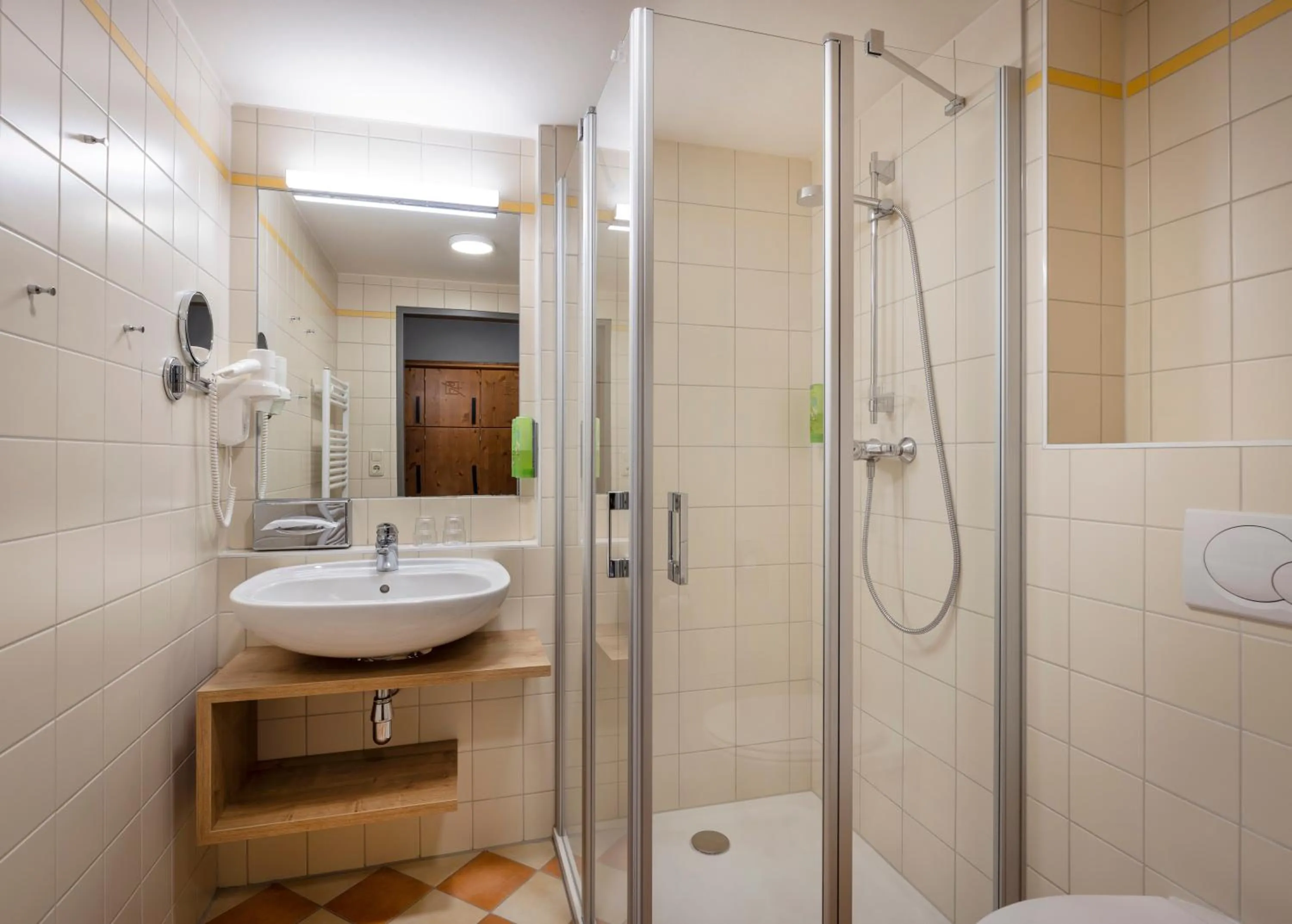 Shower in JUFA Hotel Deutschlandsberg