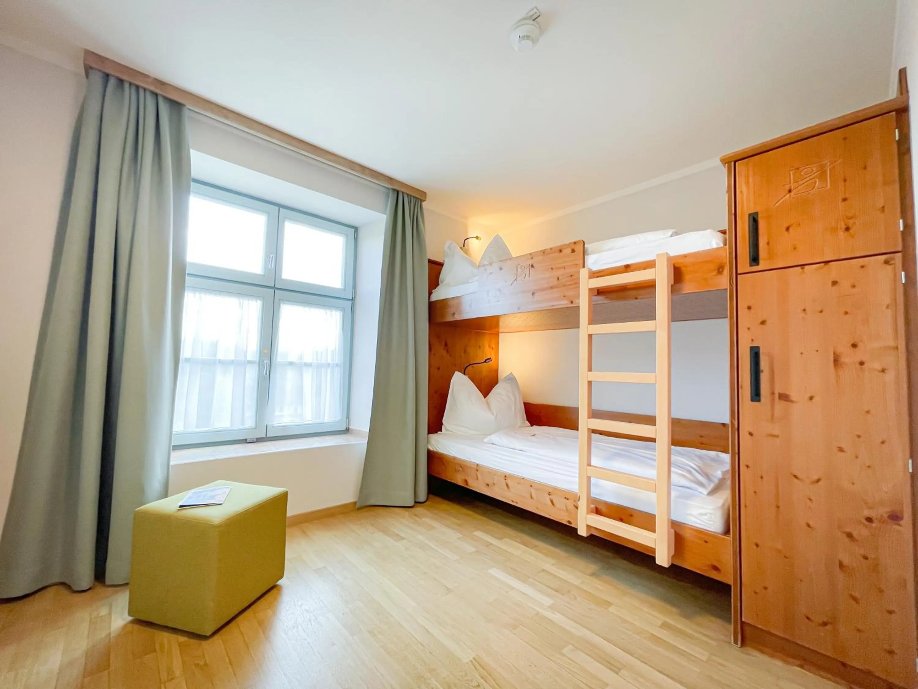 Bed in JUFA Hotel Deutschlandsberg