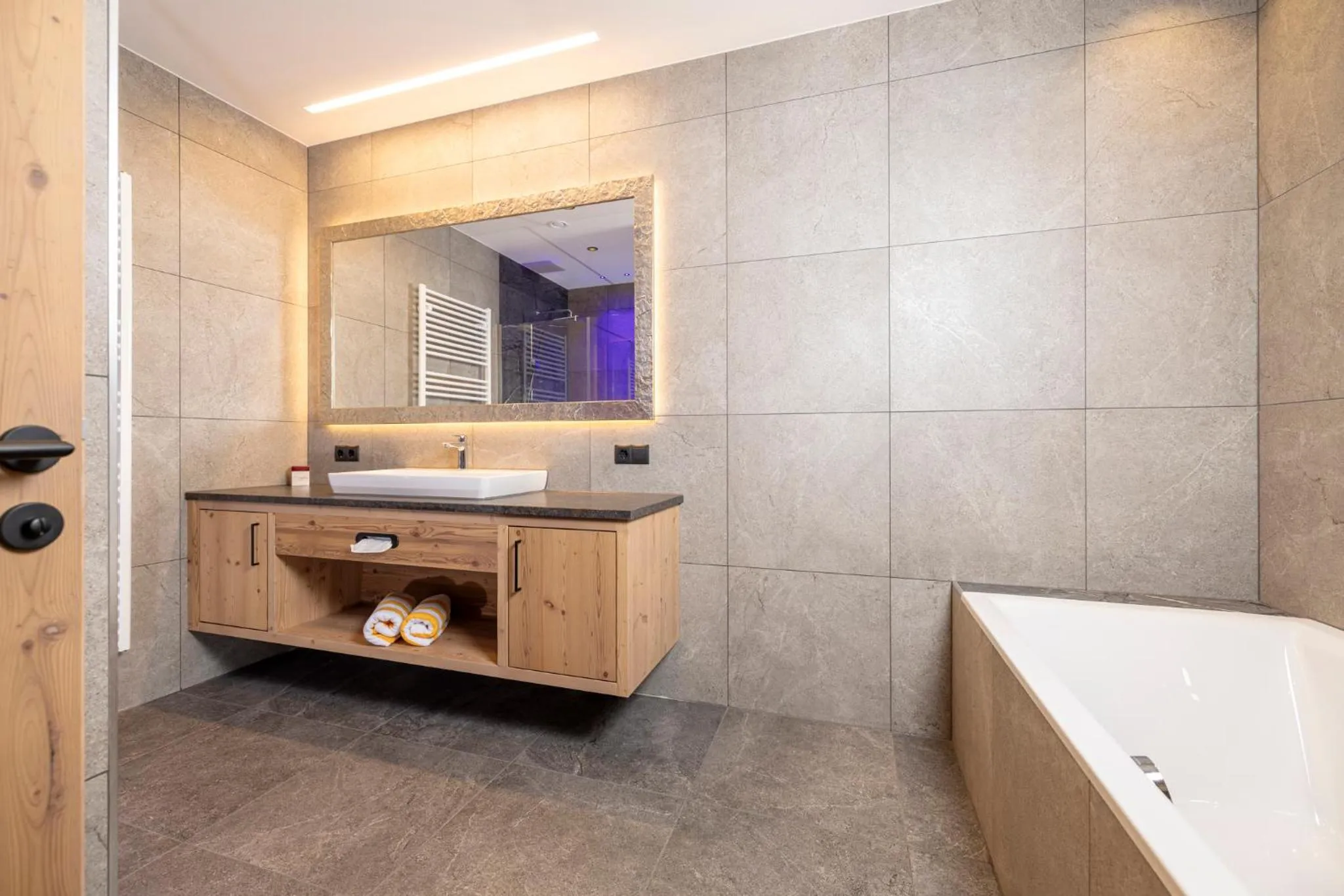 Photo of the whole room in Thermal-Badhotel Kirchler