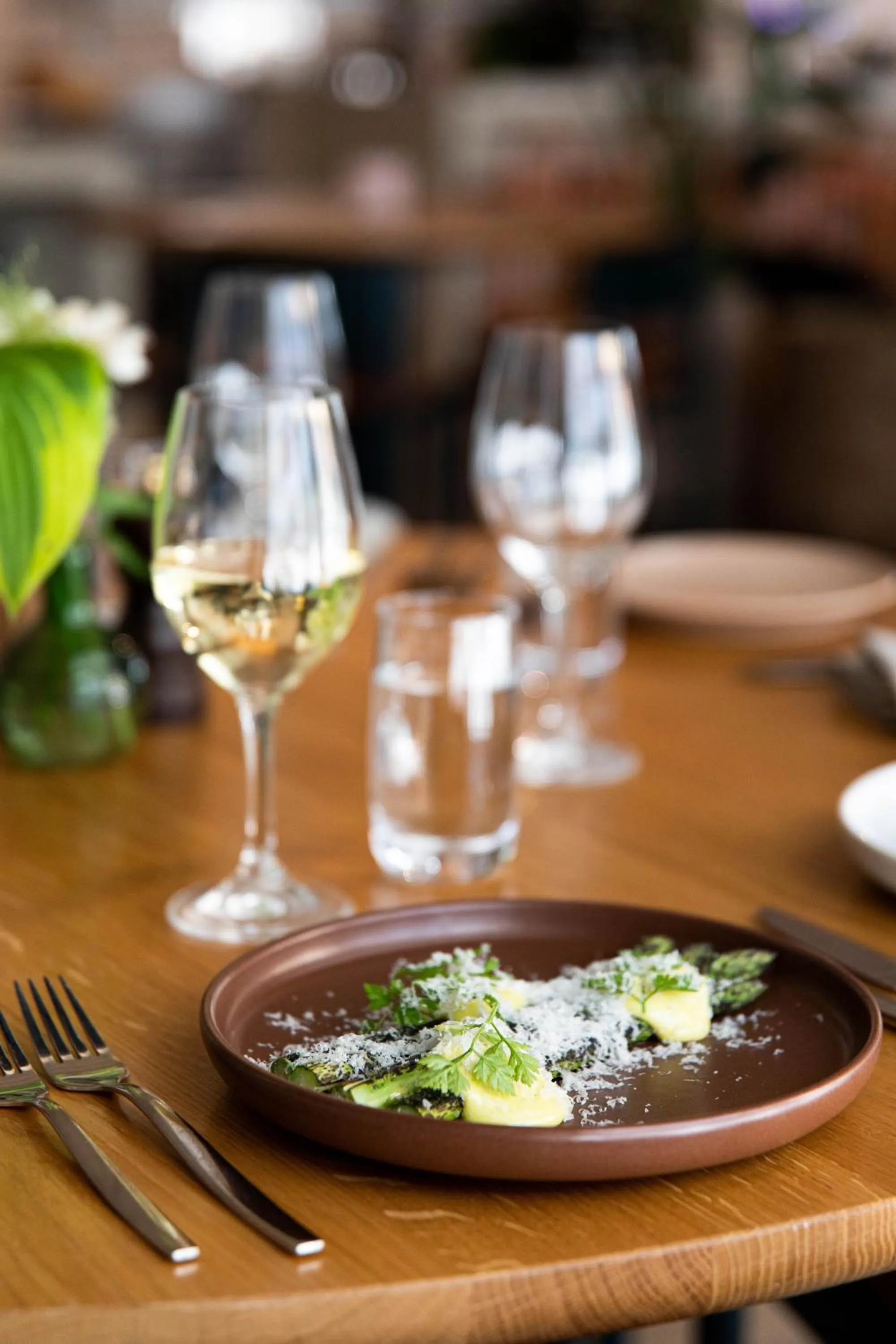 Restaurant/places to eat in Nordic Light Hotel