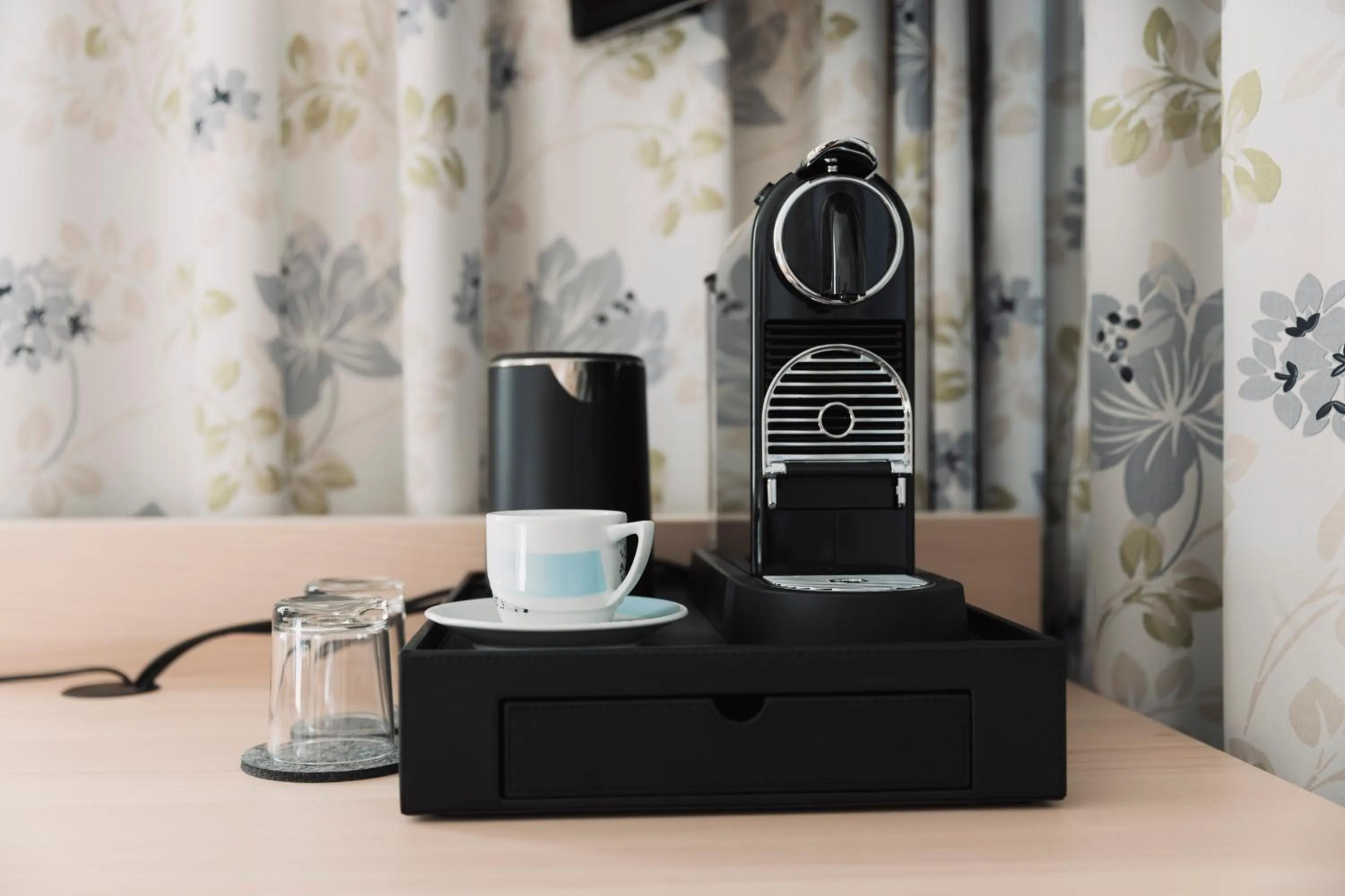 Coffee/tea facilities in Hotel Dominic