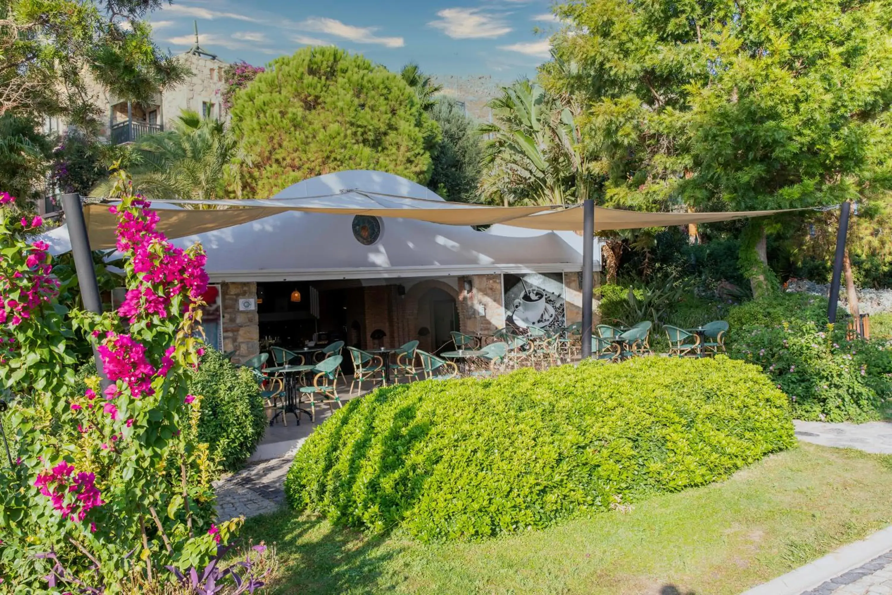 Lounge or bar in Kairaba Bodrum Imperial Hotel Lounge or bar in Kairaba Bodrum Imperial Hotel