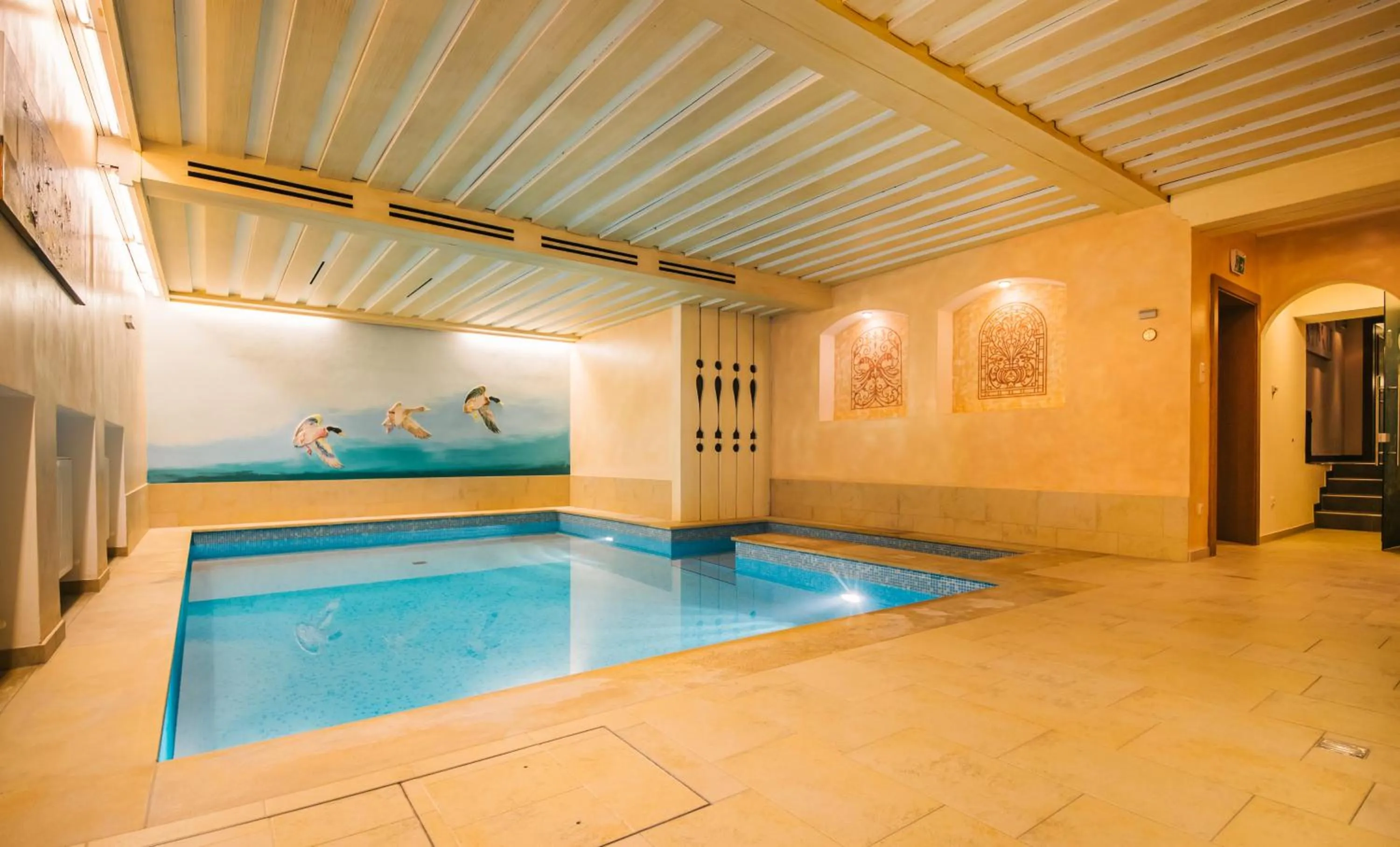 Pool view in Hotel Dr Otto Murr B&B