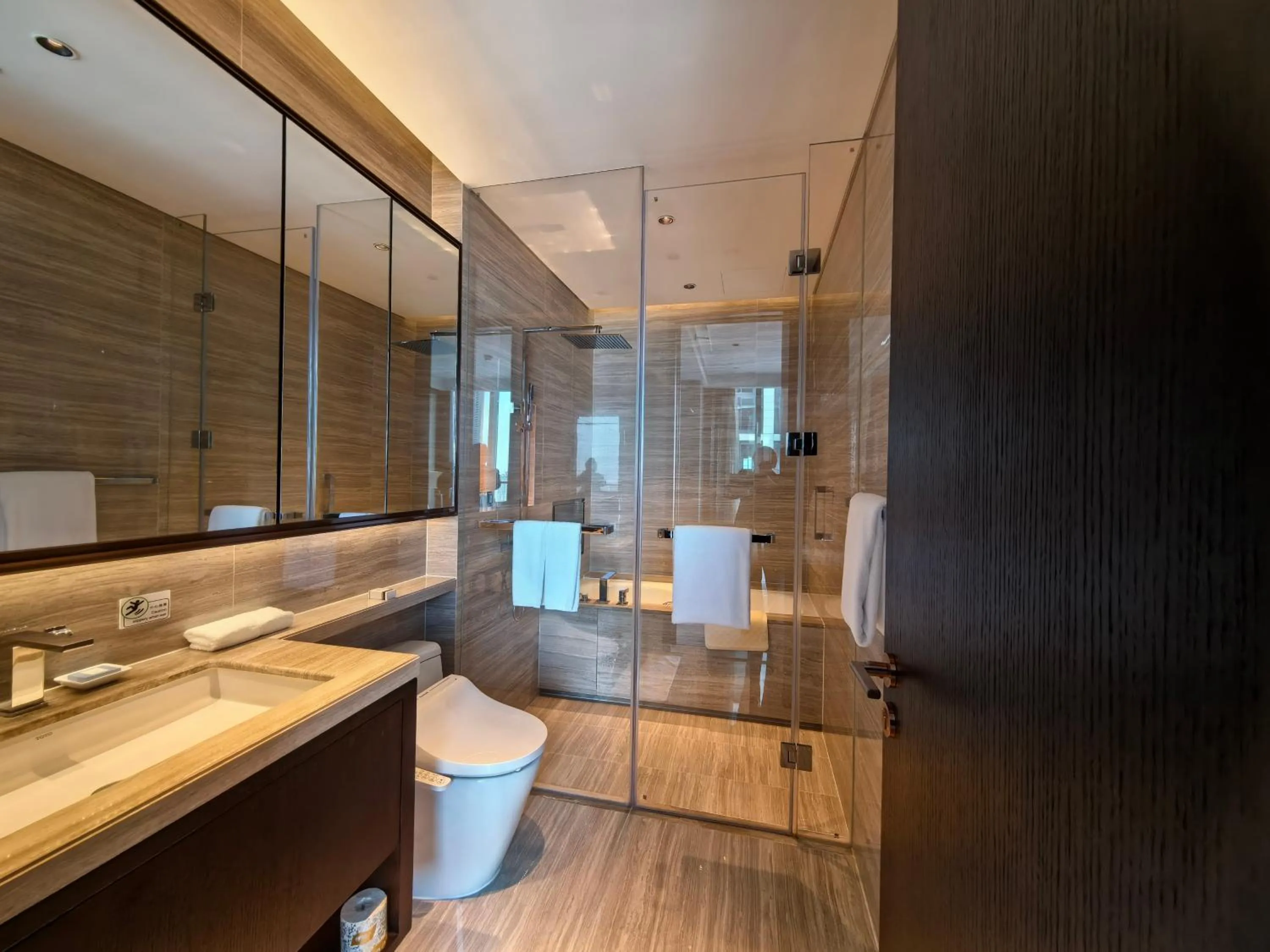 Bathroom in Oakwood Residence Damei Beijing