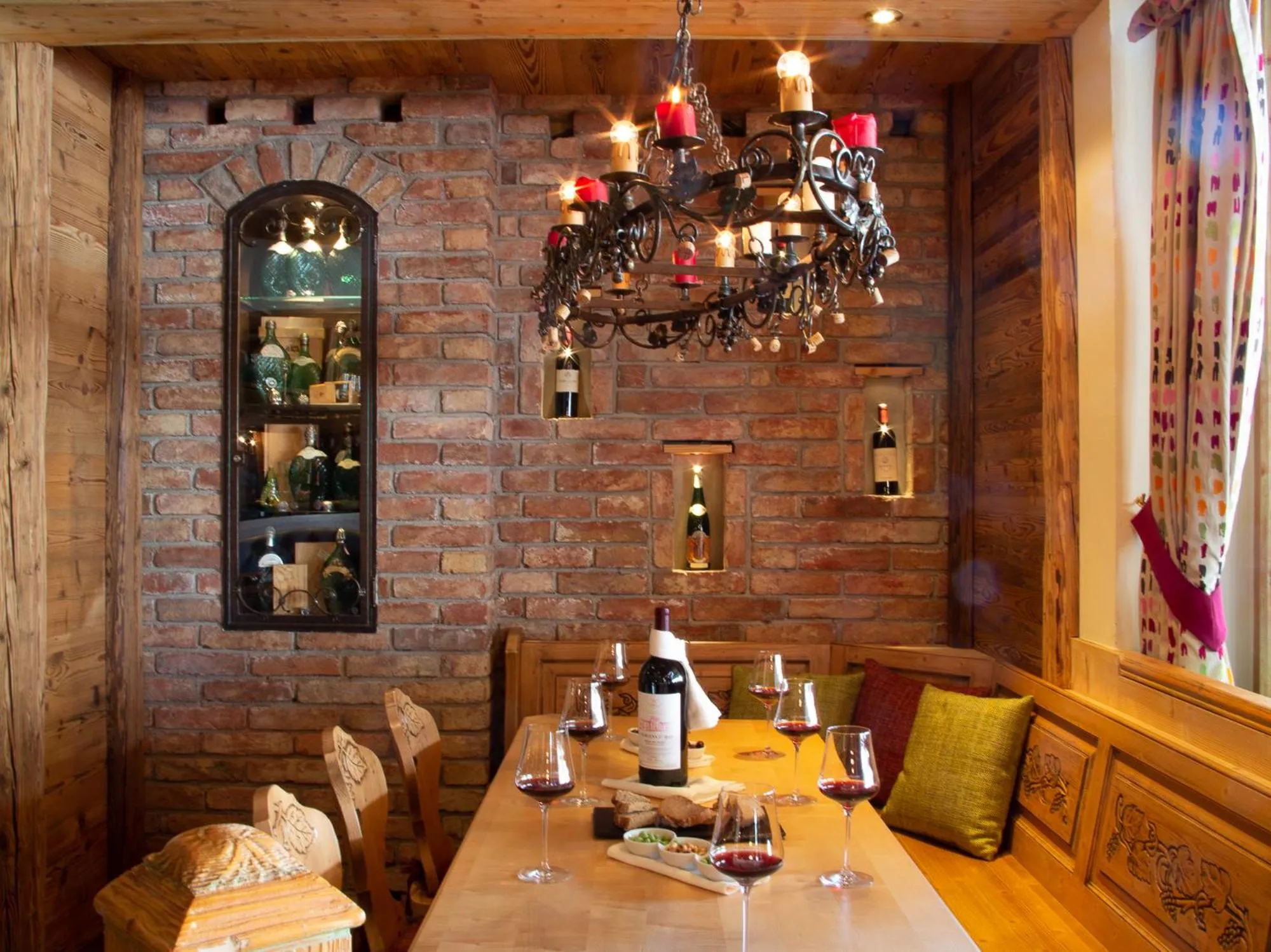 Restaurant/places to eat in Pfefferkorn's Hotel